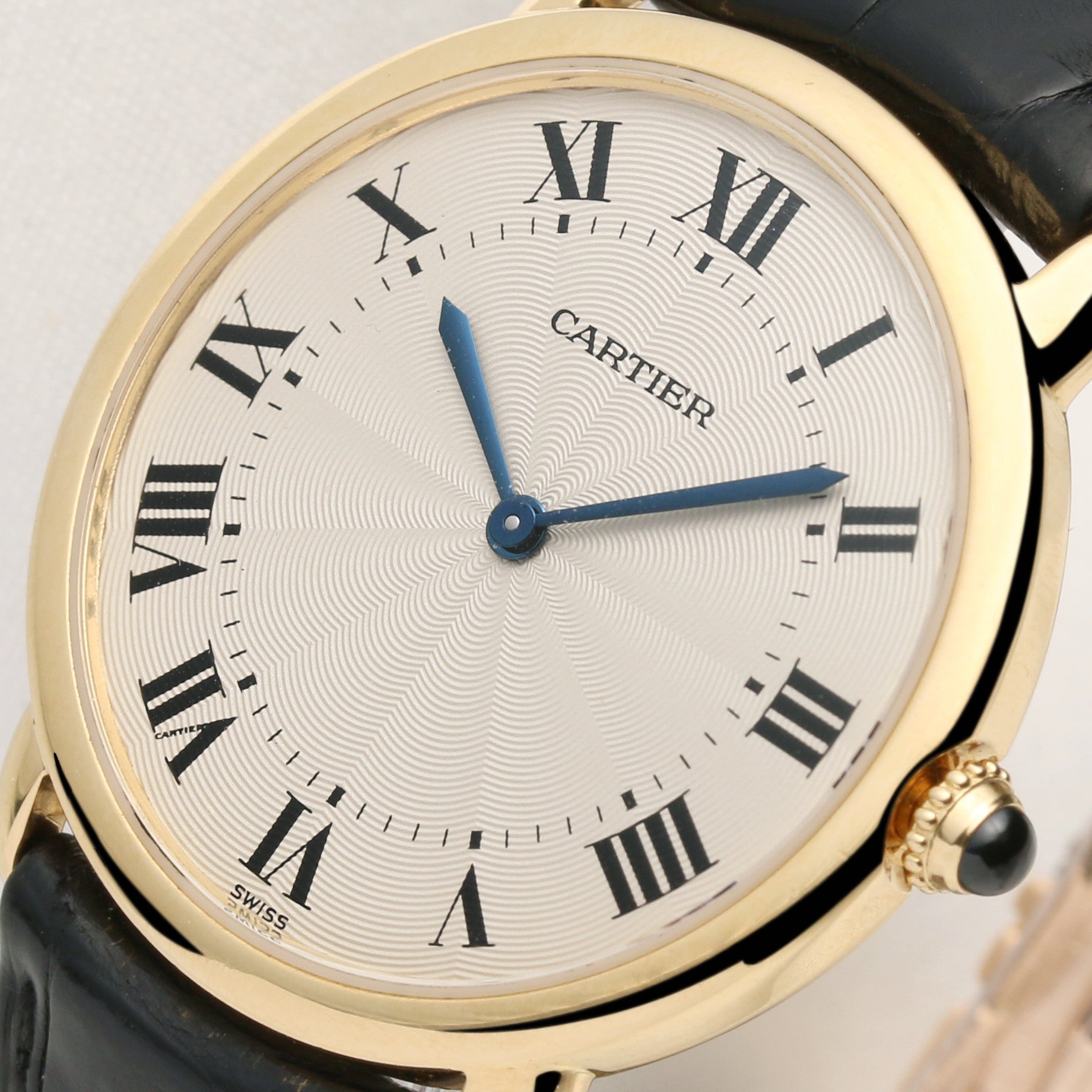 Cartier Ronde Louis 0900 1 18K Yellow Gold Second Hand Watch Collectors 4