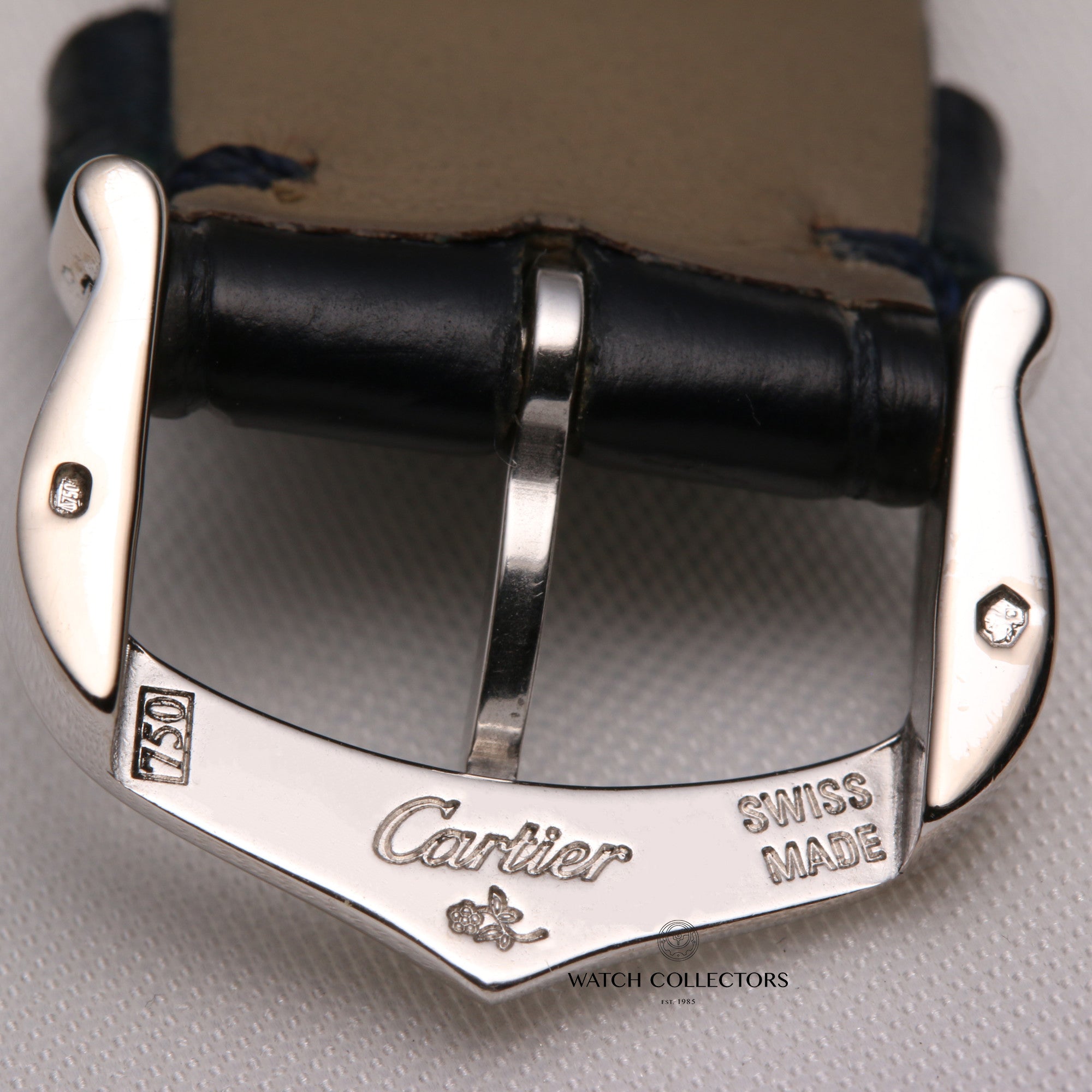 Cartier-Tank-Americaine-18K-White-Gold-Second-Hand-Watch-Collectors-7 (1)