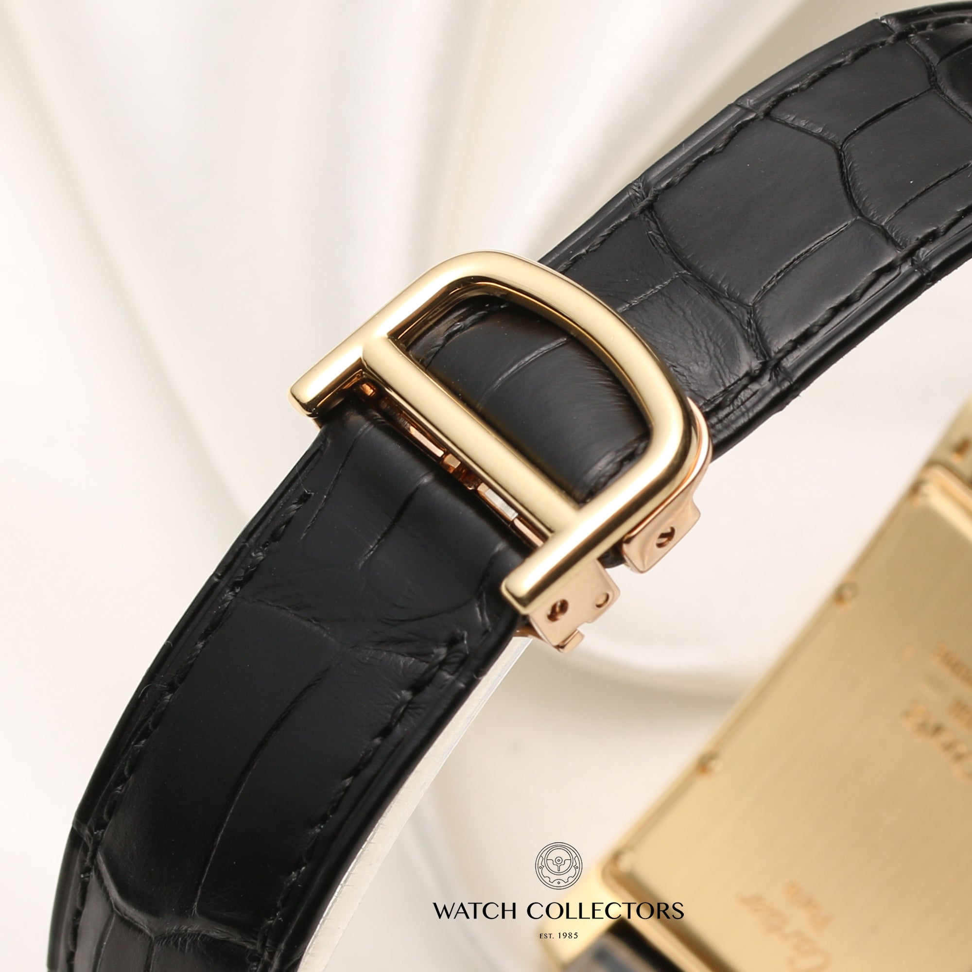 Cartier Tank Americaine 18K Yellow Gold Second Hand Watch Collectors 8