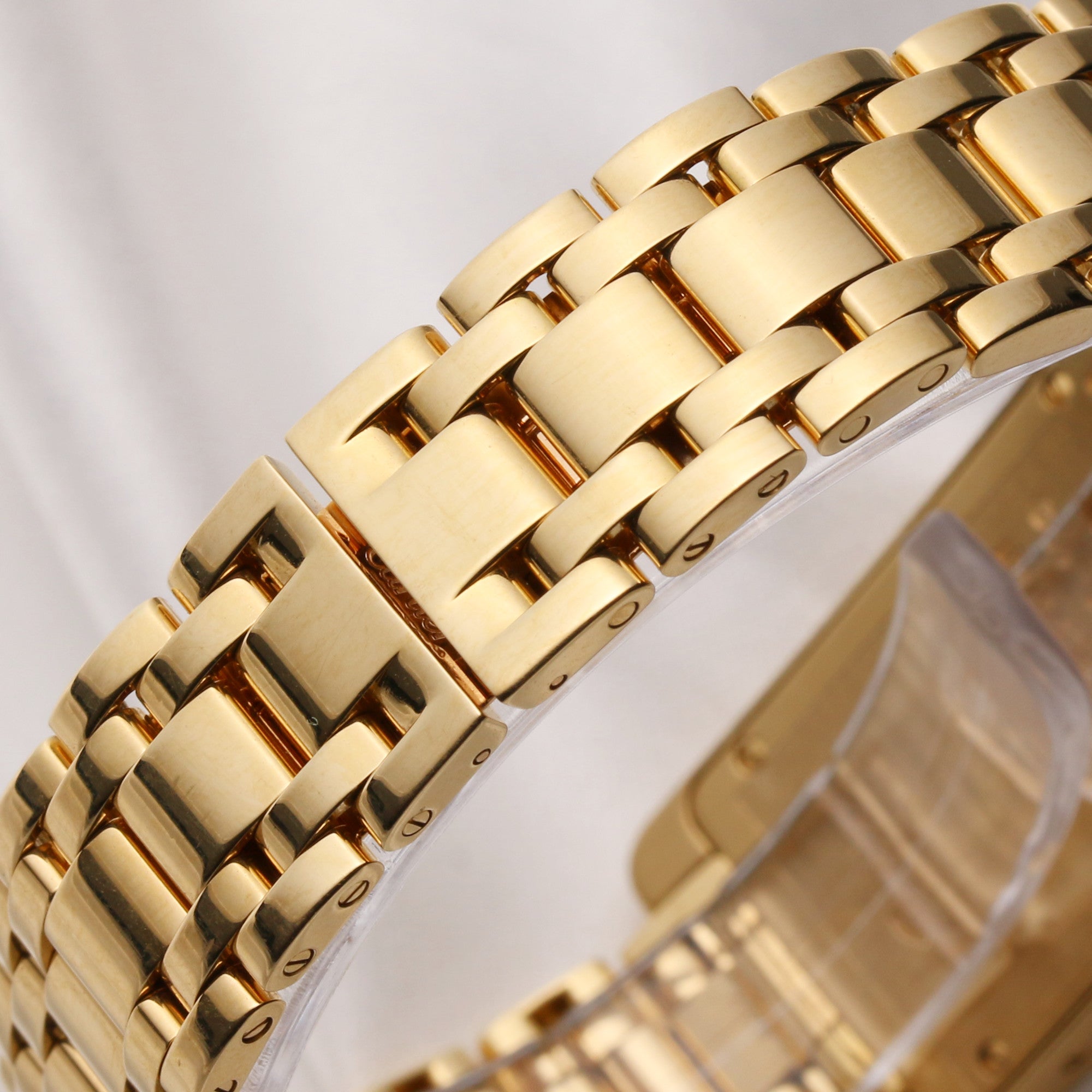 Cartier Tank Americaine 18K Yellow Gold Silver Dial Double row Diamond Bezel Second Hand Watch Collectors 6