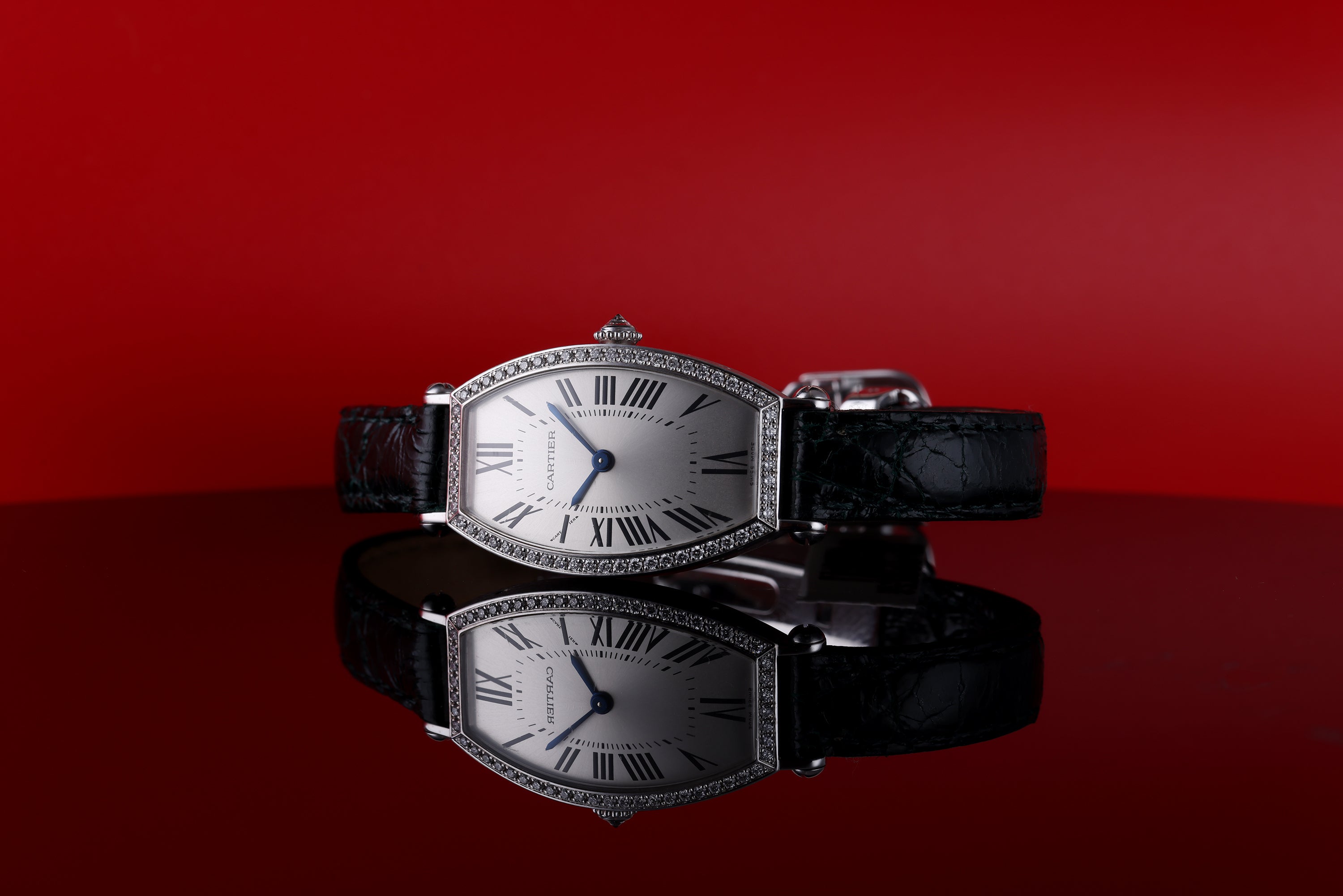 Cartier Tonneau | REF. 2711 | 18k White Gold | Diamond Bezel | Silver Dial