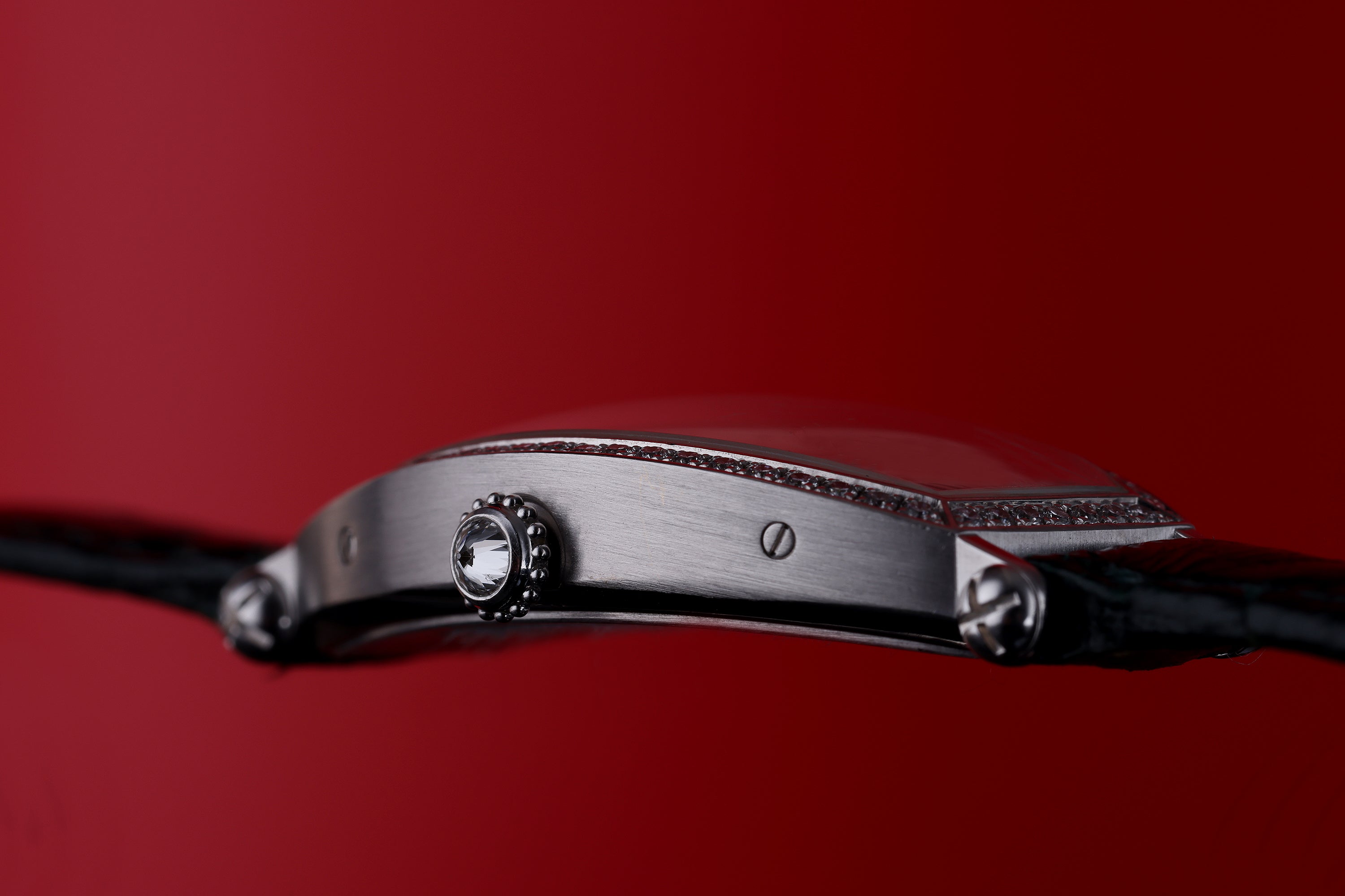 Cartier Tonneau | REF. 2711 | 18k White Gold | Diamond Bezel | Silver Dial