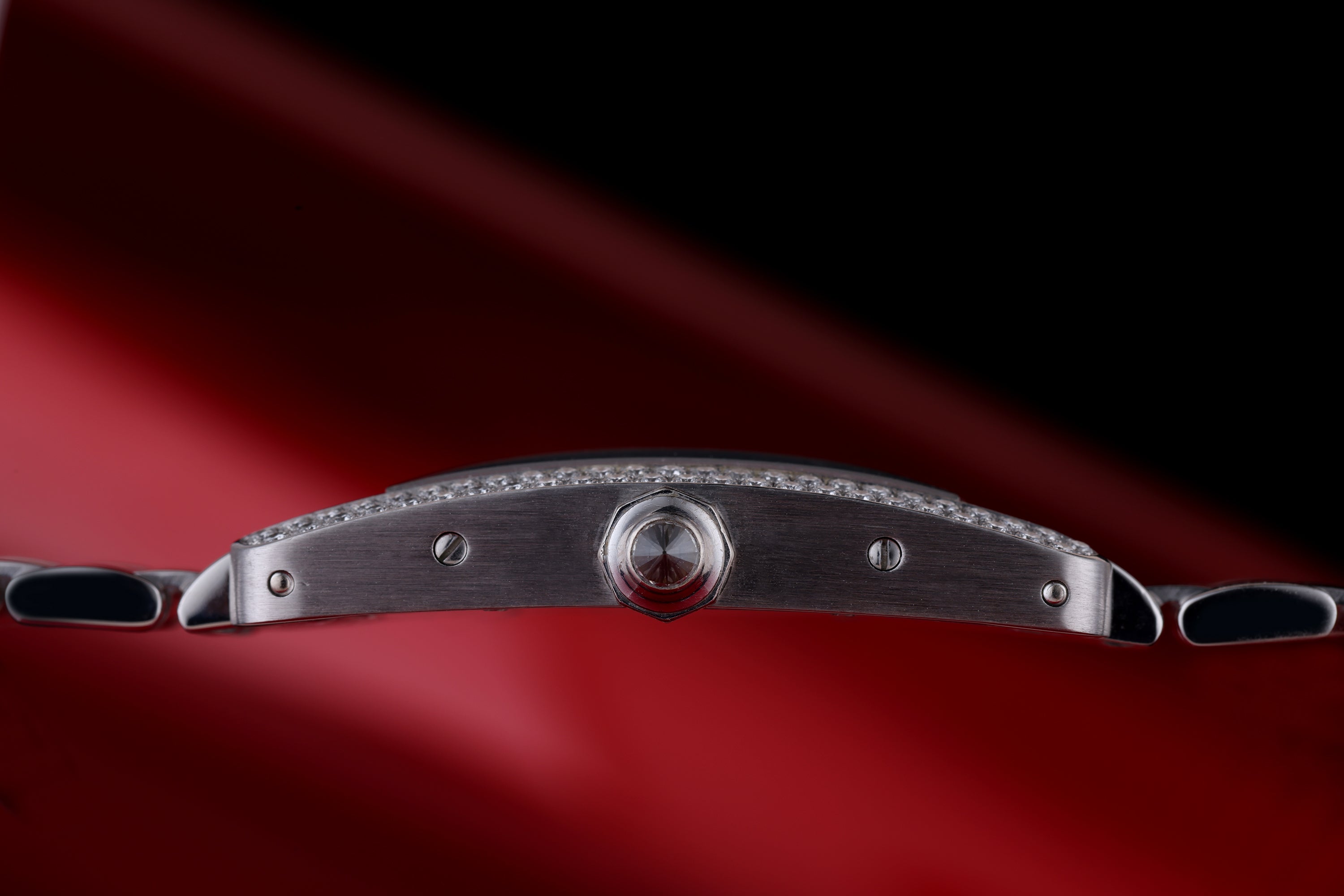 Cartier Tank Americaine | REF. 1713 | Diamond Bezel | 19mm | 18k White Gold