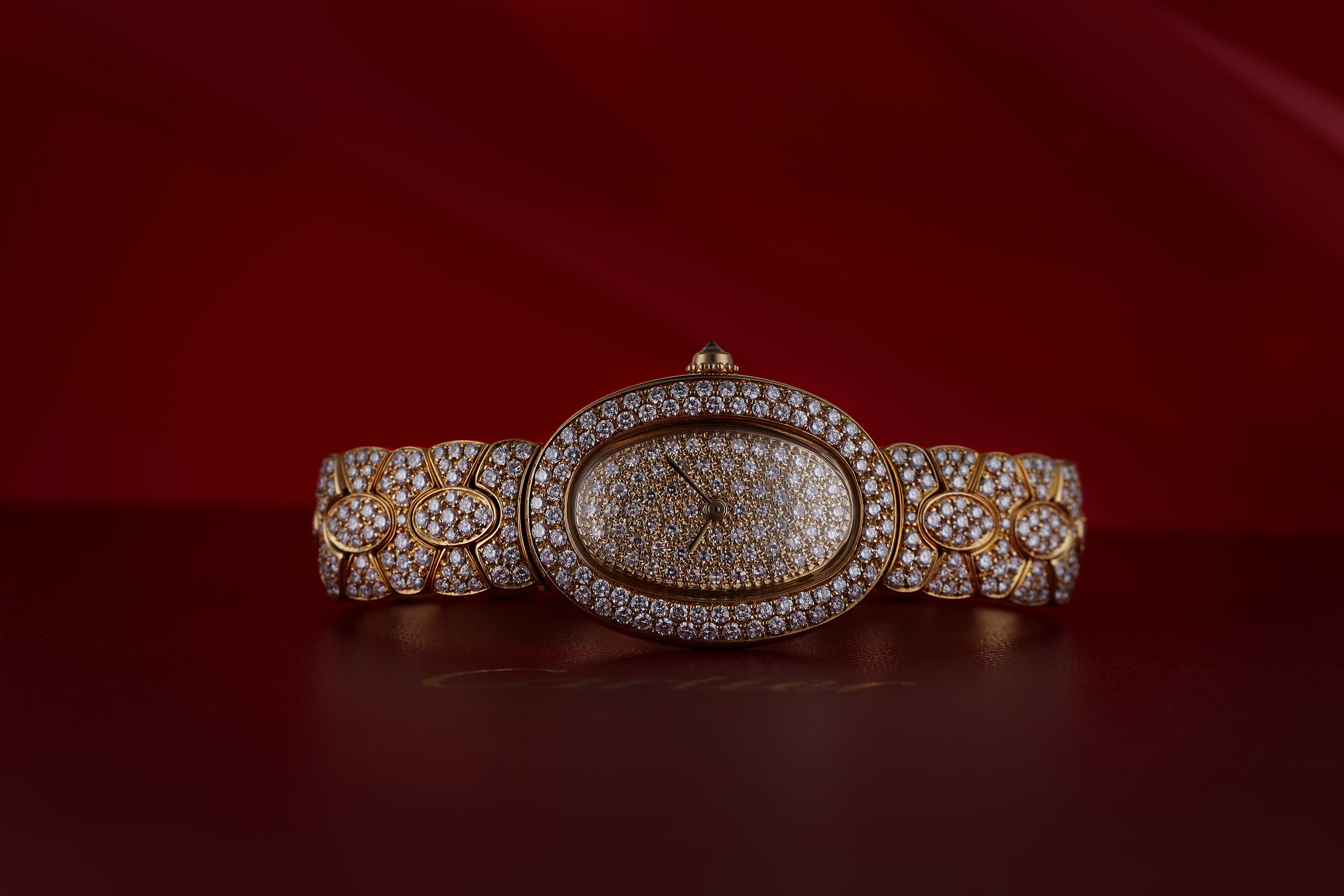 Rare Cartier Baignoire | REF. 1950 1 | Pavé Diamond Ladies Watch | 18k Yellow Gold