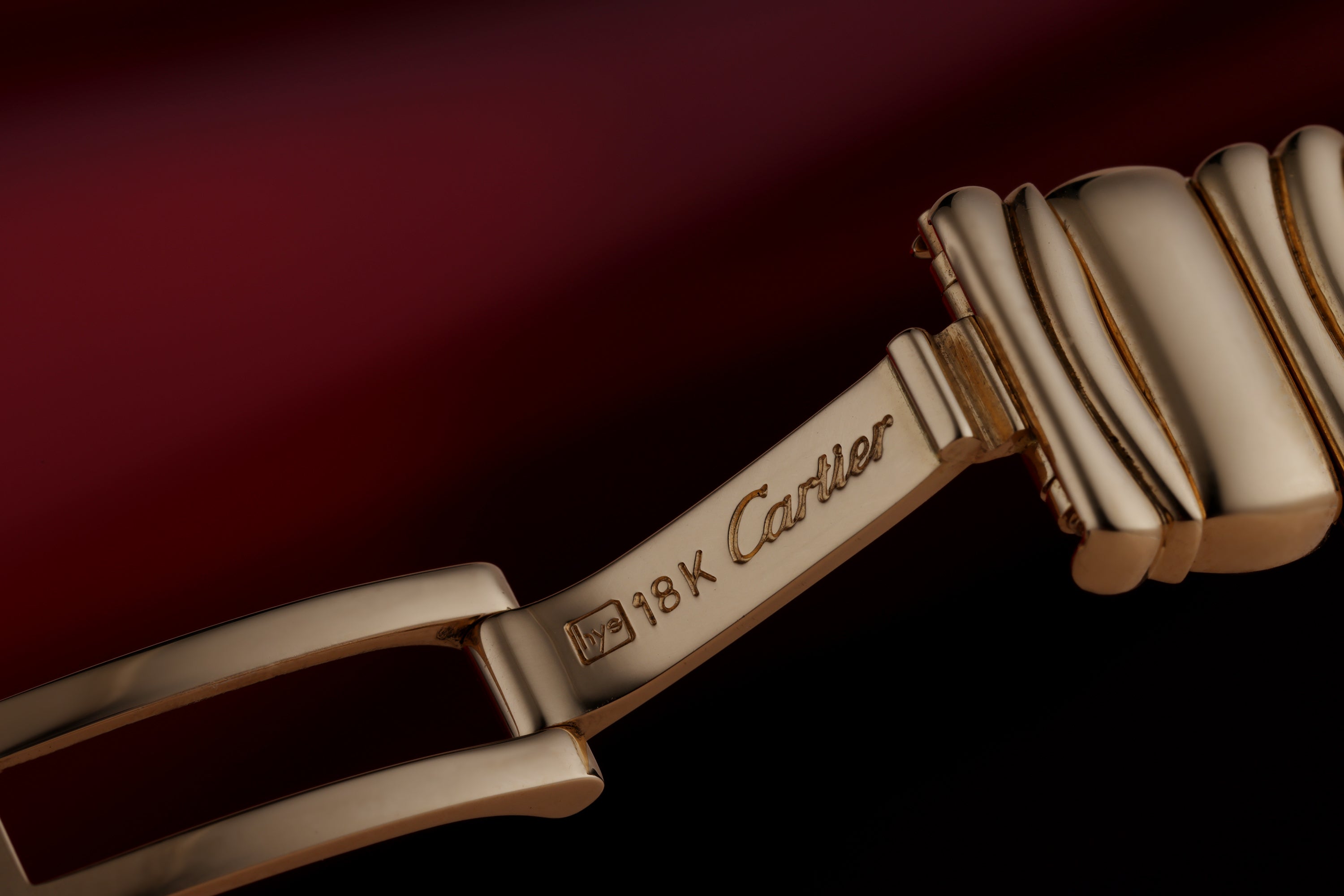 Cartier Baignoire | Ladies Diamond Wristwatch | REF. 8057 | Triple Row Diamond Bezel | 22.5mm | 18k Yellow Gold