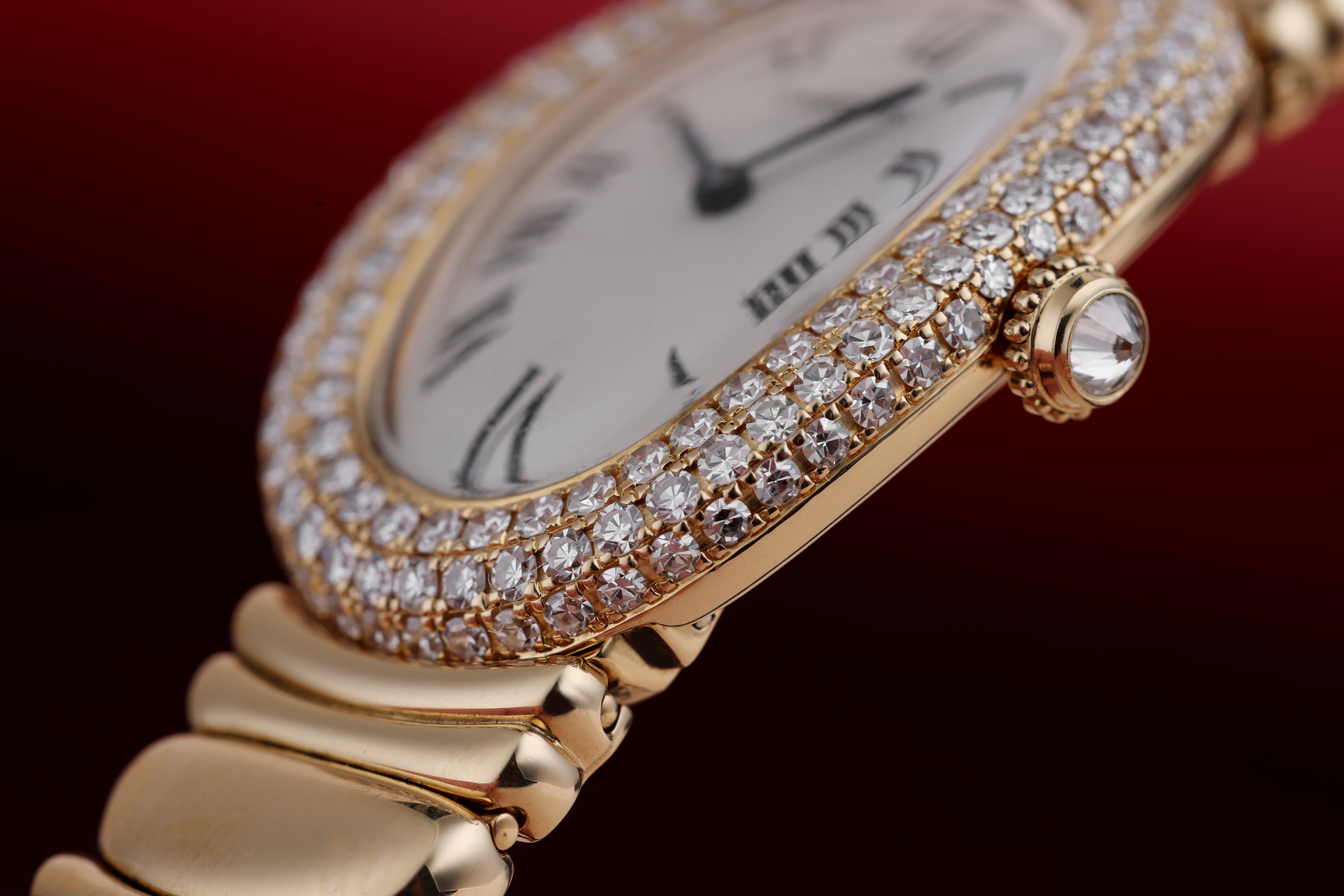 Cartier Baignoire | Ladies Diamond Wristwatch | REF. 8057 | Triple Row Diamond Bezel | 22.5mm | 18k Yellow Gold