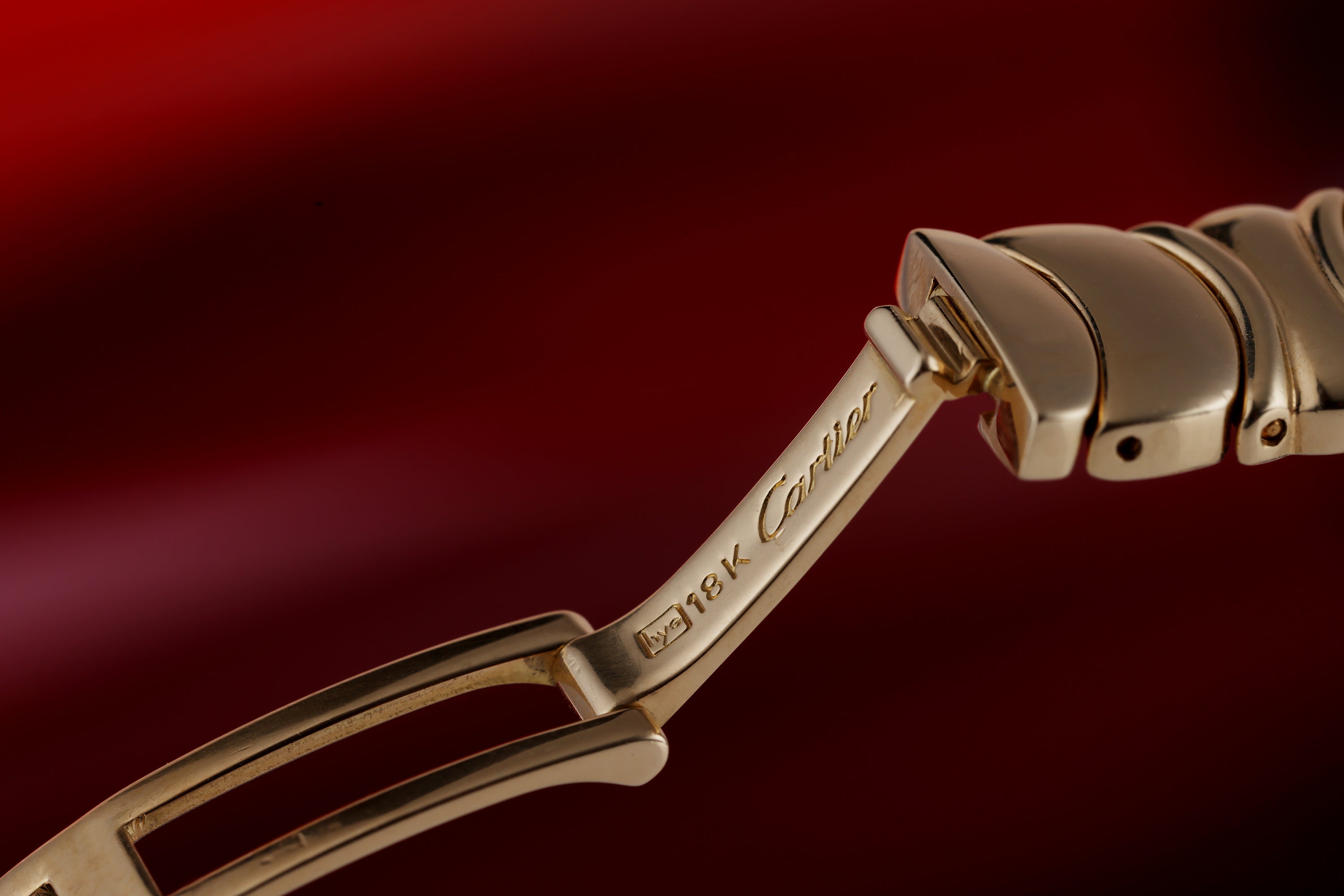 Cartier Colisee | Ladies Wristwatch | 18k Yellow Gold | REF. 8057 | Triple Row Diamond Bezel