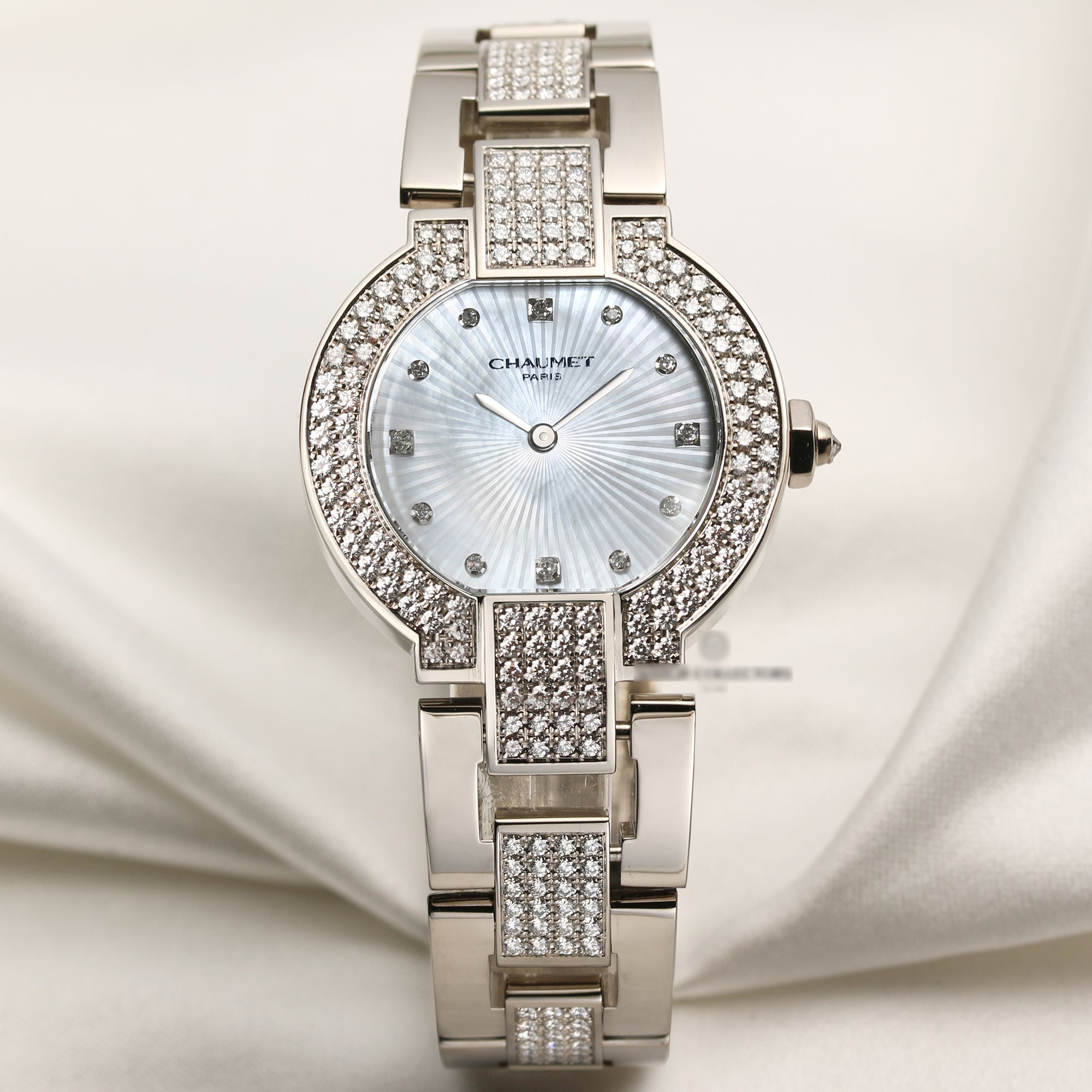 Chaumet-Diamond-MOP-Second-Hand-Watch-Collectors-1