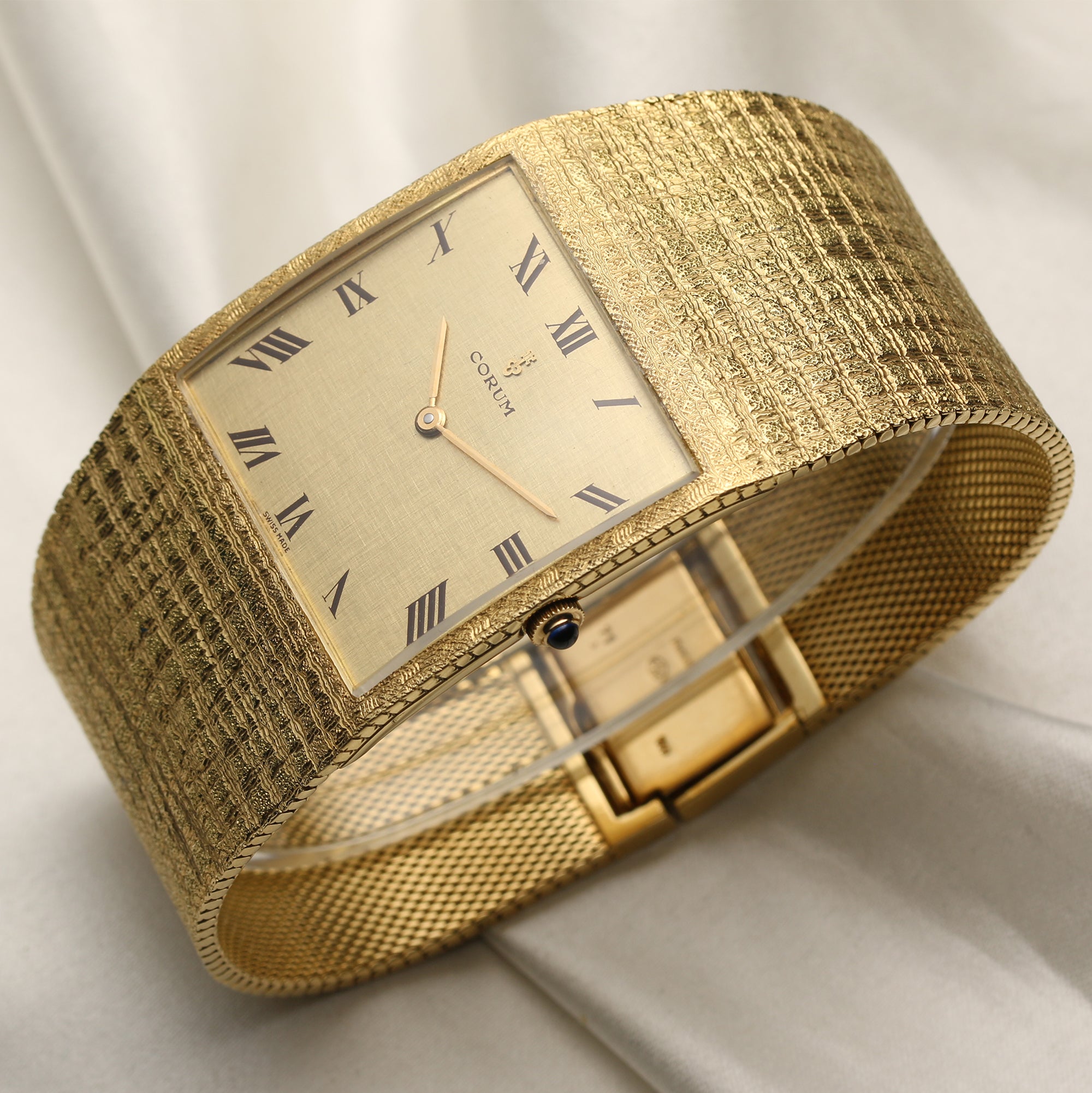 Corum 18K Yellow Gold Second Hand Watch Collectors 3