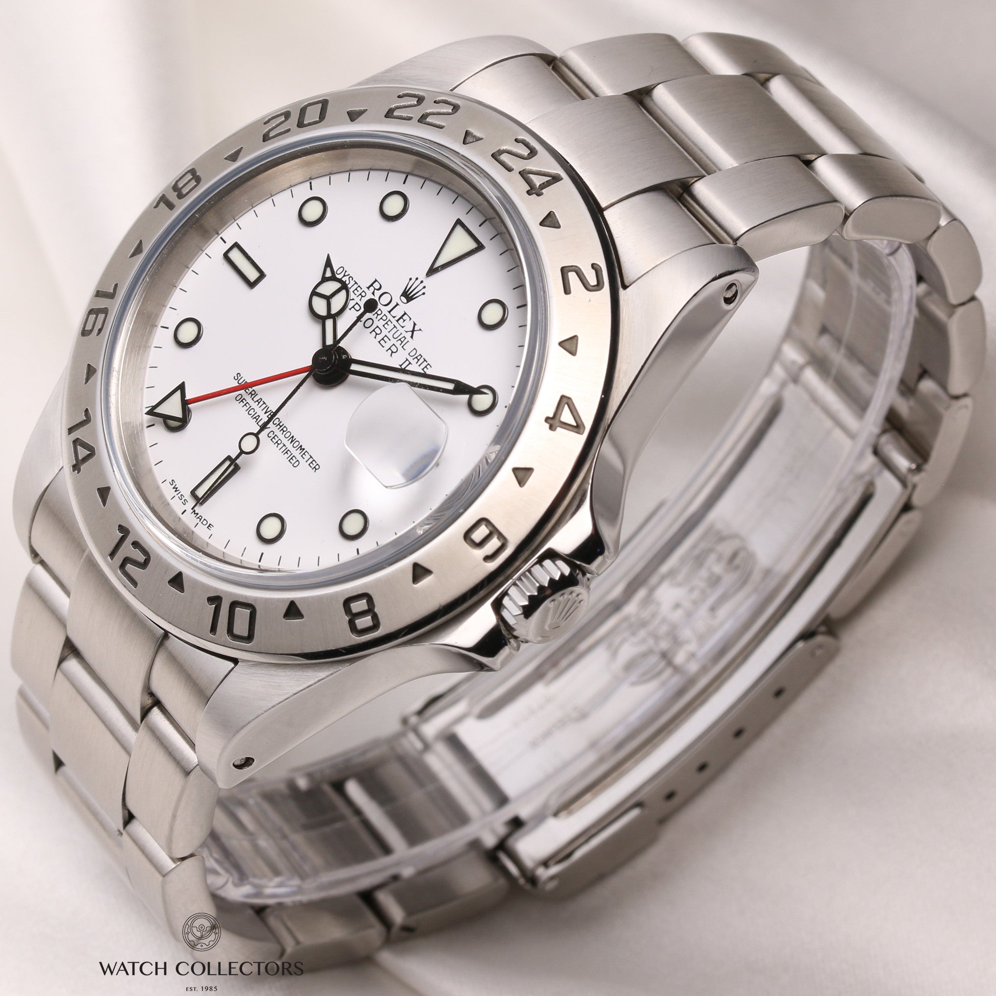 Discontinued Rolex Explorer II 16570 White Dial 40MM Second Hand Watch Collectors 3