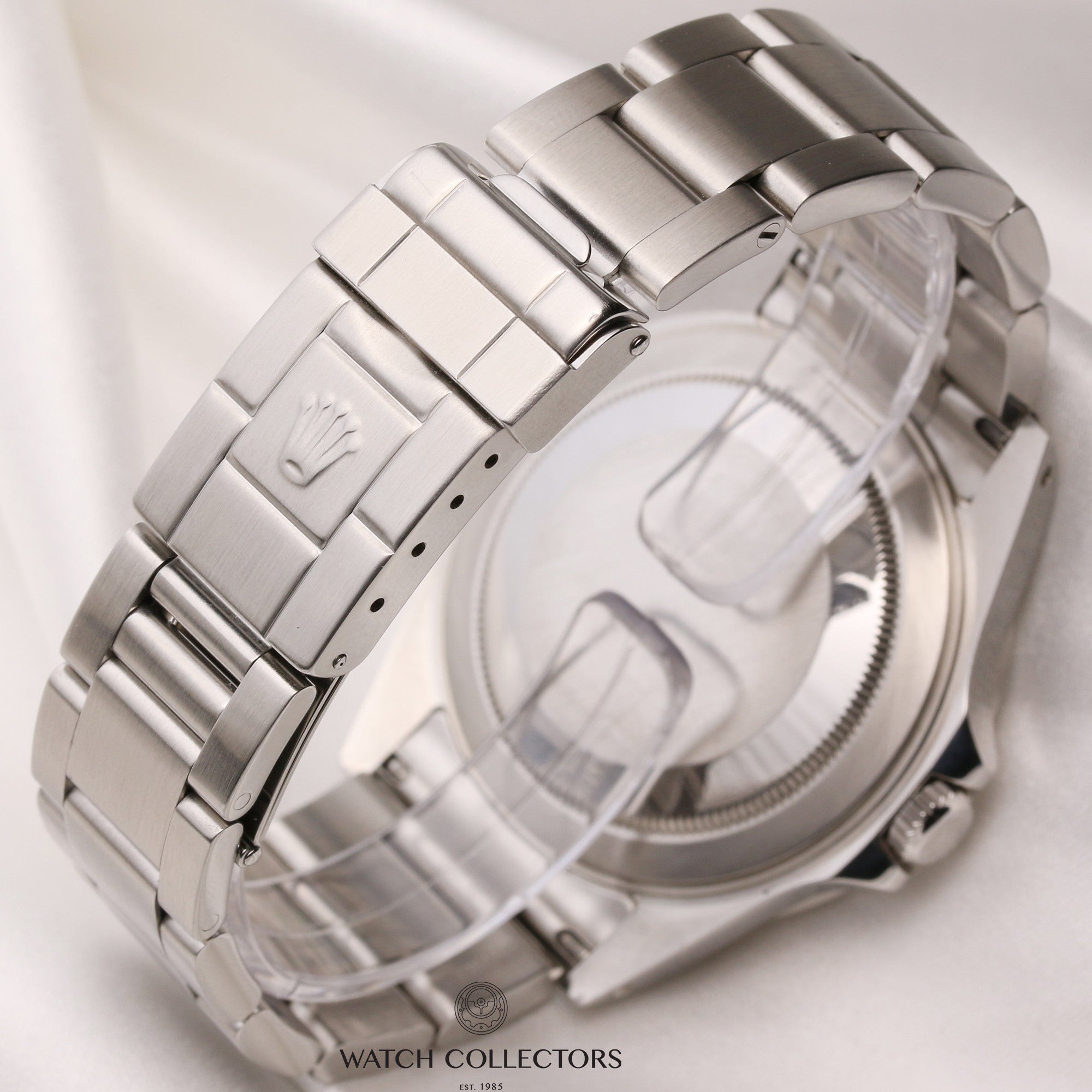 Discontinued Rolex Explorer II 16570 White Dial 40MM Second Hand Watch Collectors 5