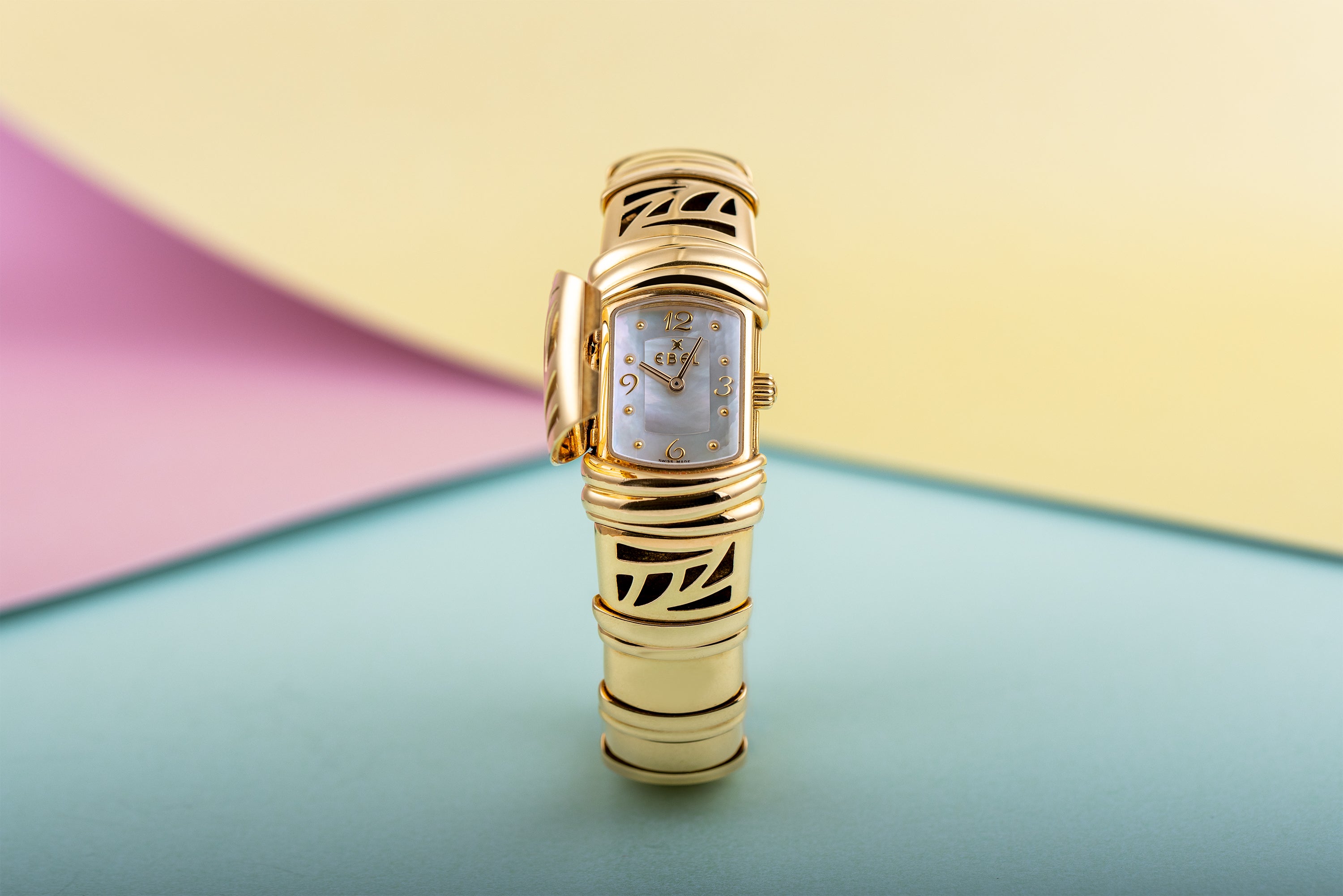 Ebel Shanta | REF. 8057821 | 18k Yellow Gold | Mother of Pearl Dial