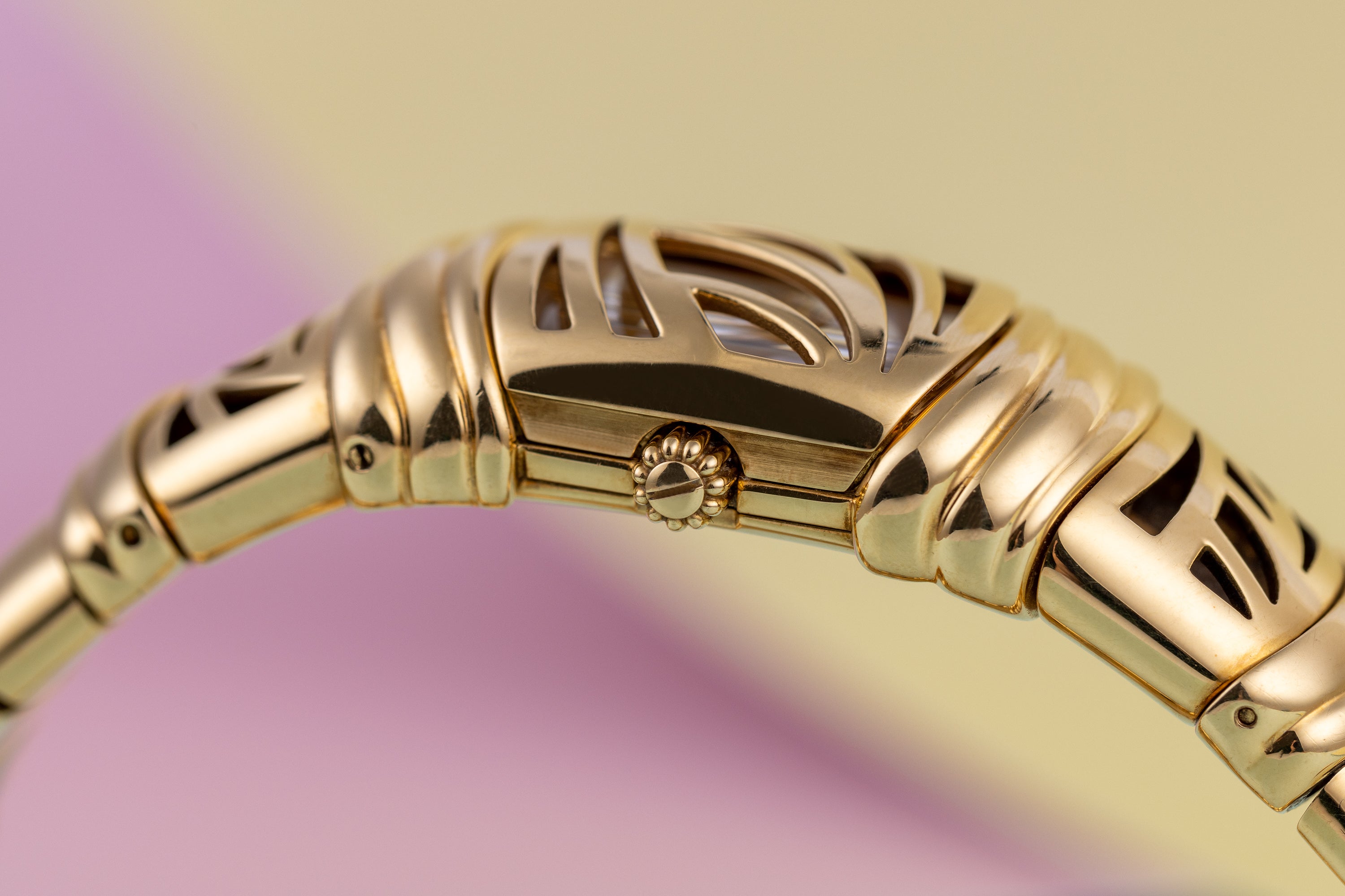 Ebel Shanta | REF. 8057821 | 18k Yellow Gold | Mother of Pearl Dial