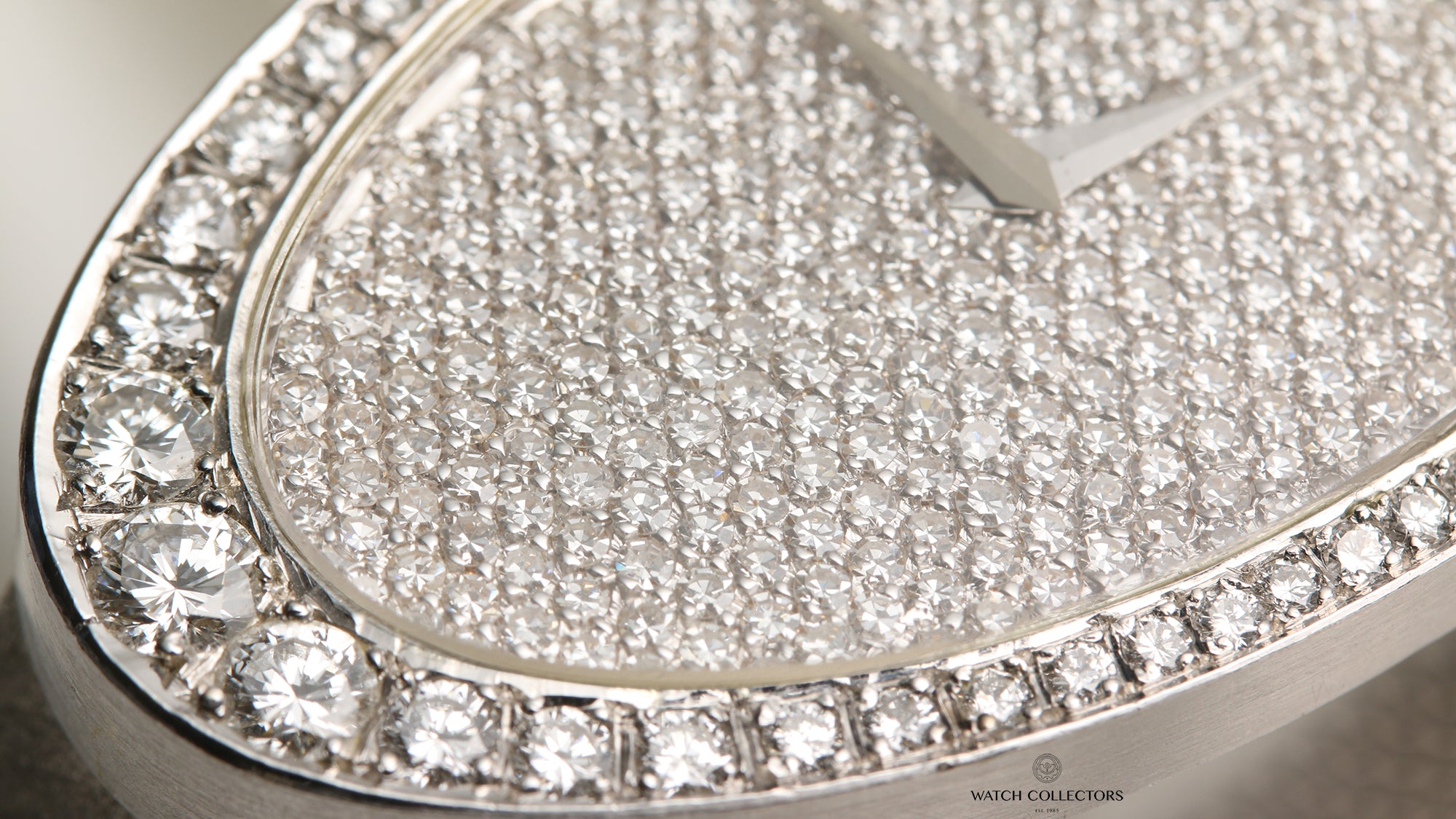 Factory Chopard 18K White Gold Pave Diamond Second Hand Watch Collectors 3