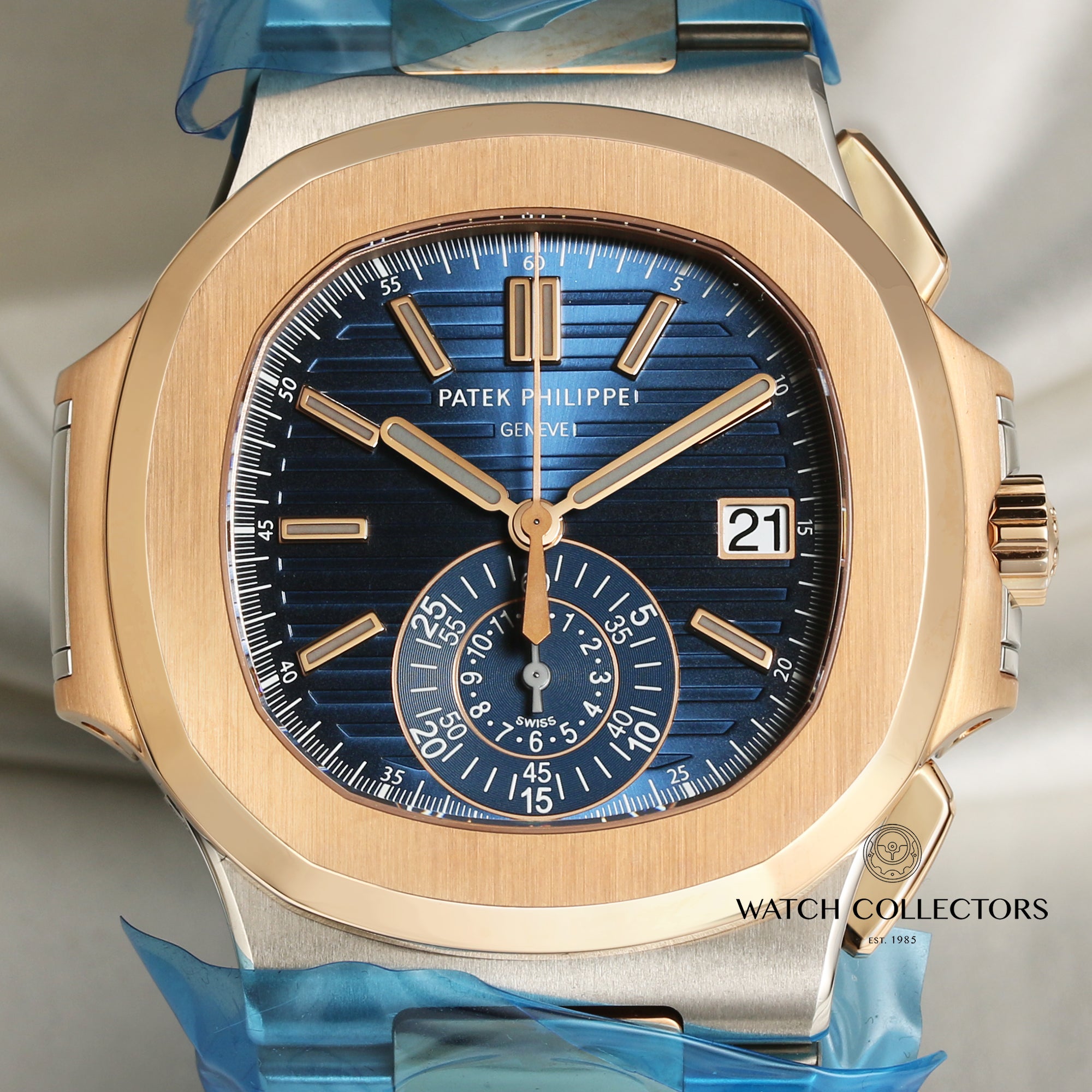 Factory Sealed Patek Philippe 5980 1AR-001 Steel & 18K Rose Gold Second Hand Watch Collectors 2