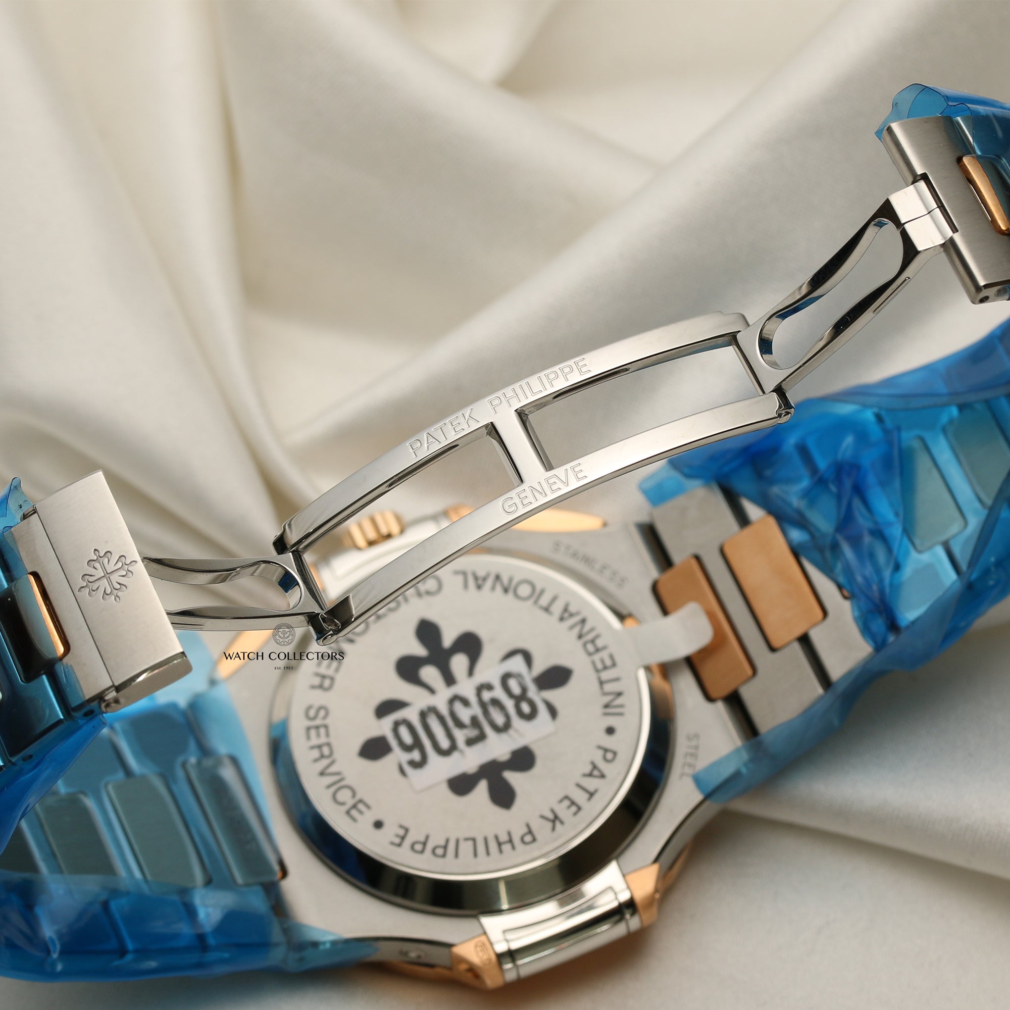 Factory Sealed Patek Philippe 5980 1AR-001 Steel & 18K Rose Gold Second Hand Watch Collectors 9