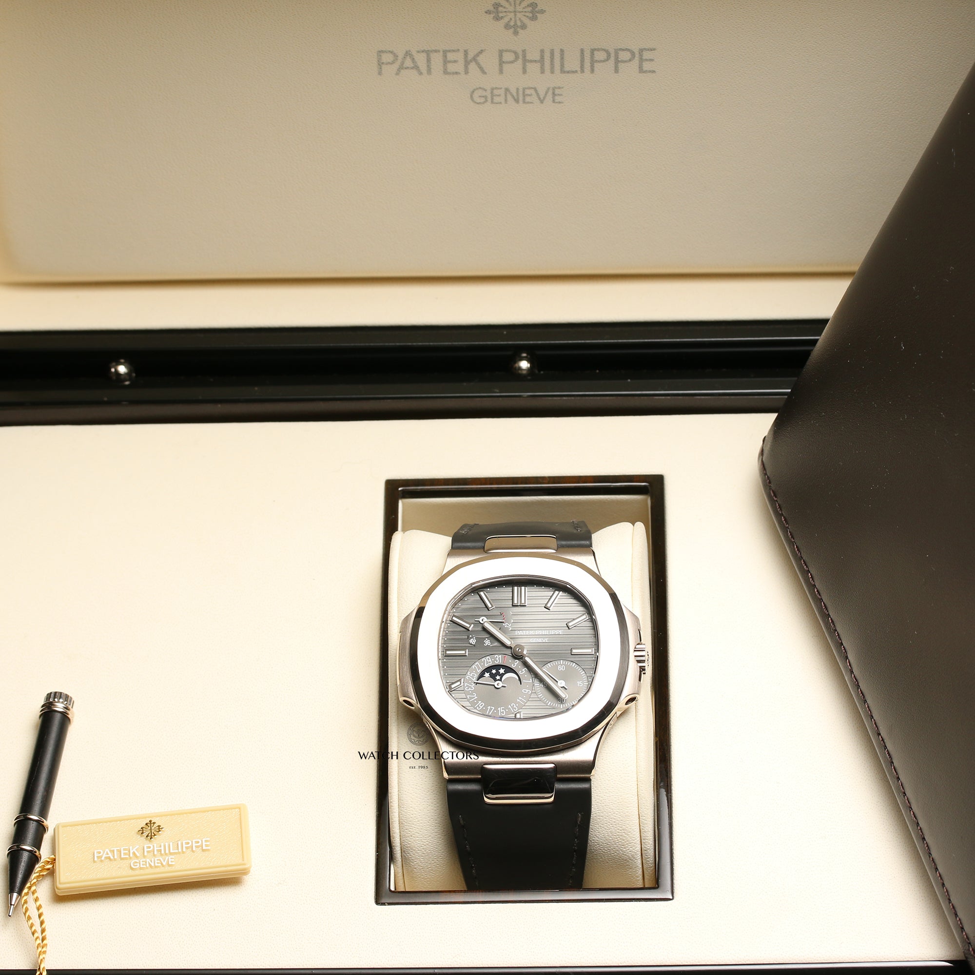 Full Set Patek Philippe Nautilus 5712G-001 18K White Gold Second Hand Watch Collectors 13