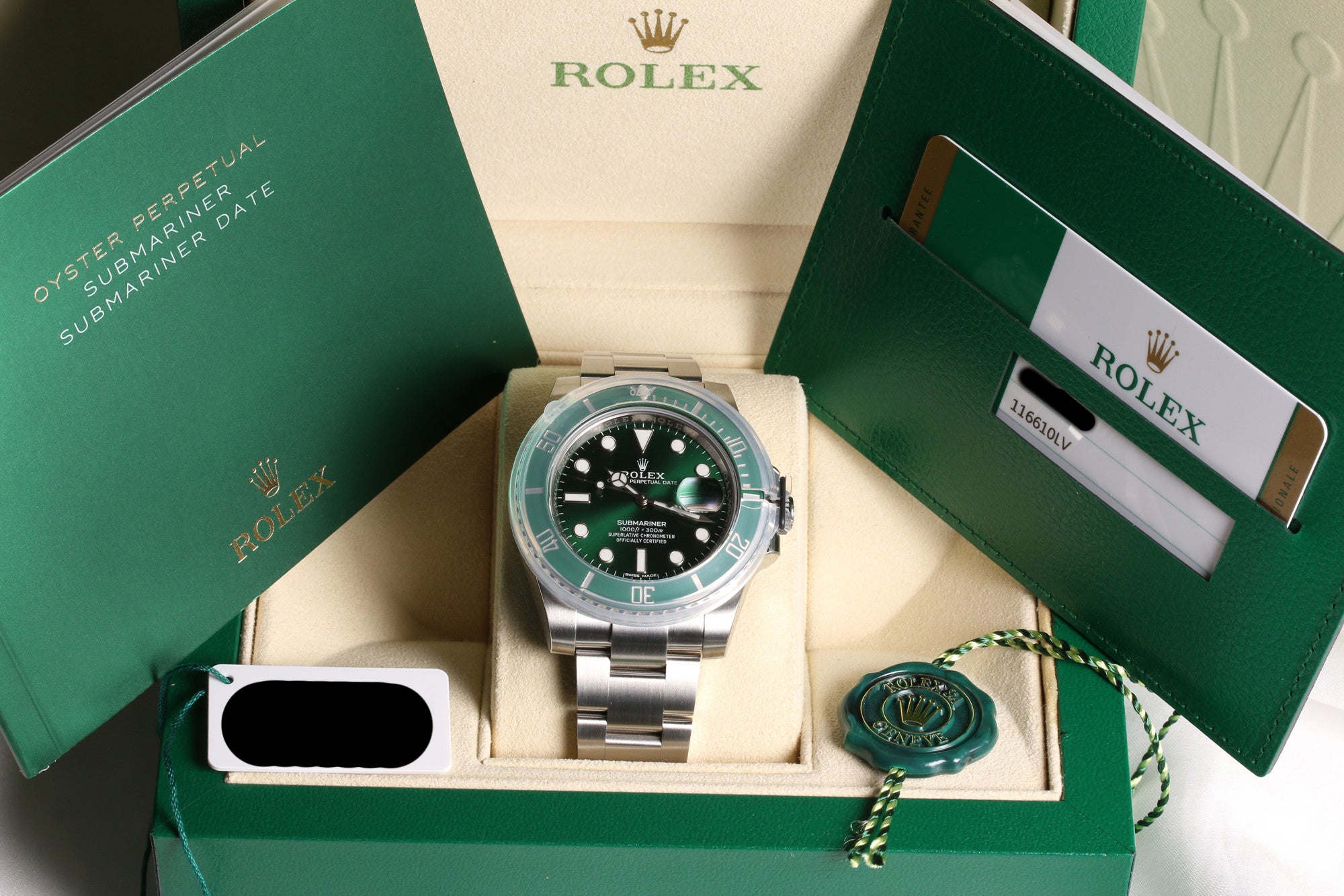 Full-Unworn-Set-Rolex-Submariner-116610LV-2018-Stainless-Steel-Green-Bezel-Dial-Hulk-Second-Hand-Watch-Collectors-7