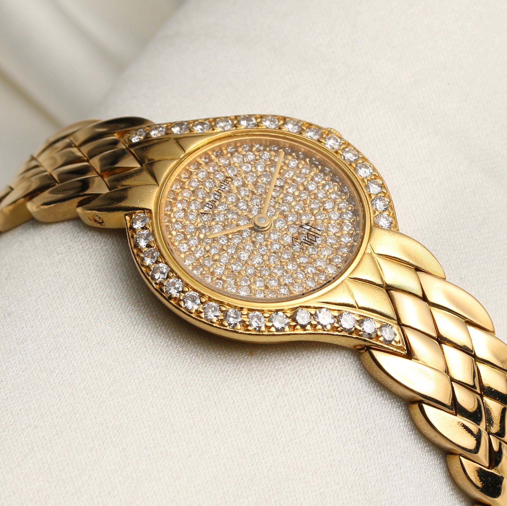 Graff 18K Yellow Gold Pave Diamond Second Hand Watch Collectors 5