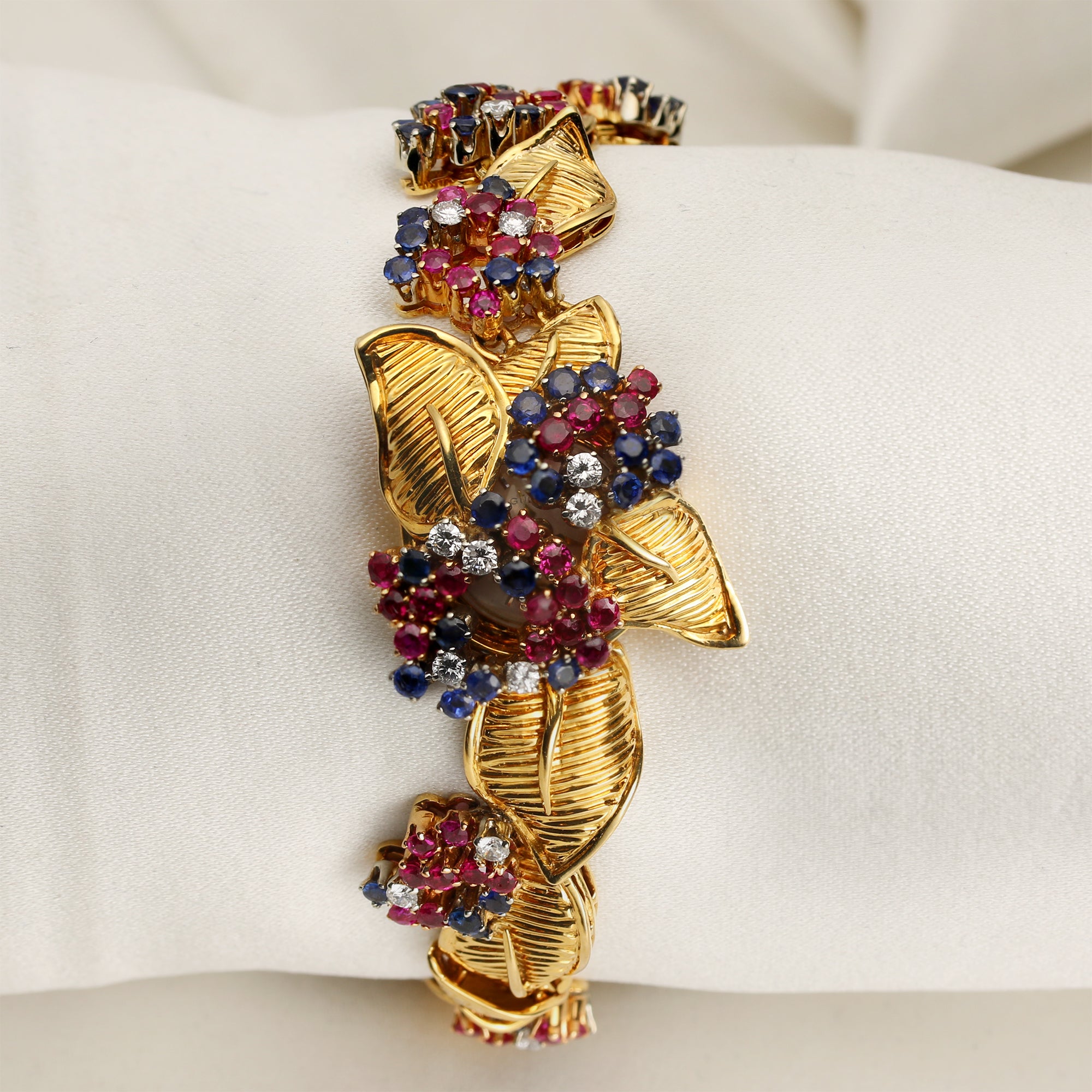 Gubelin 18K Yellow Gold Diamond Ruby Sapphire Second Hand Watch Collectors 1