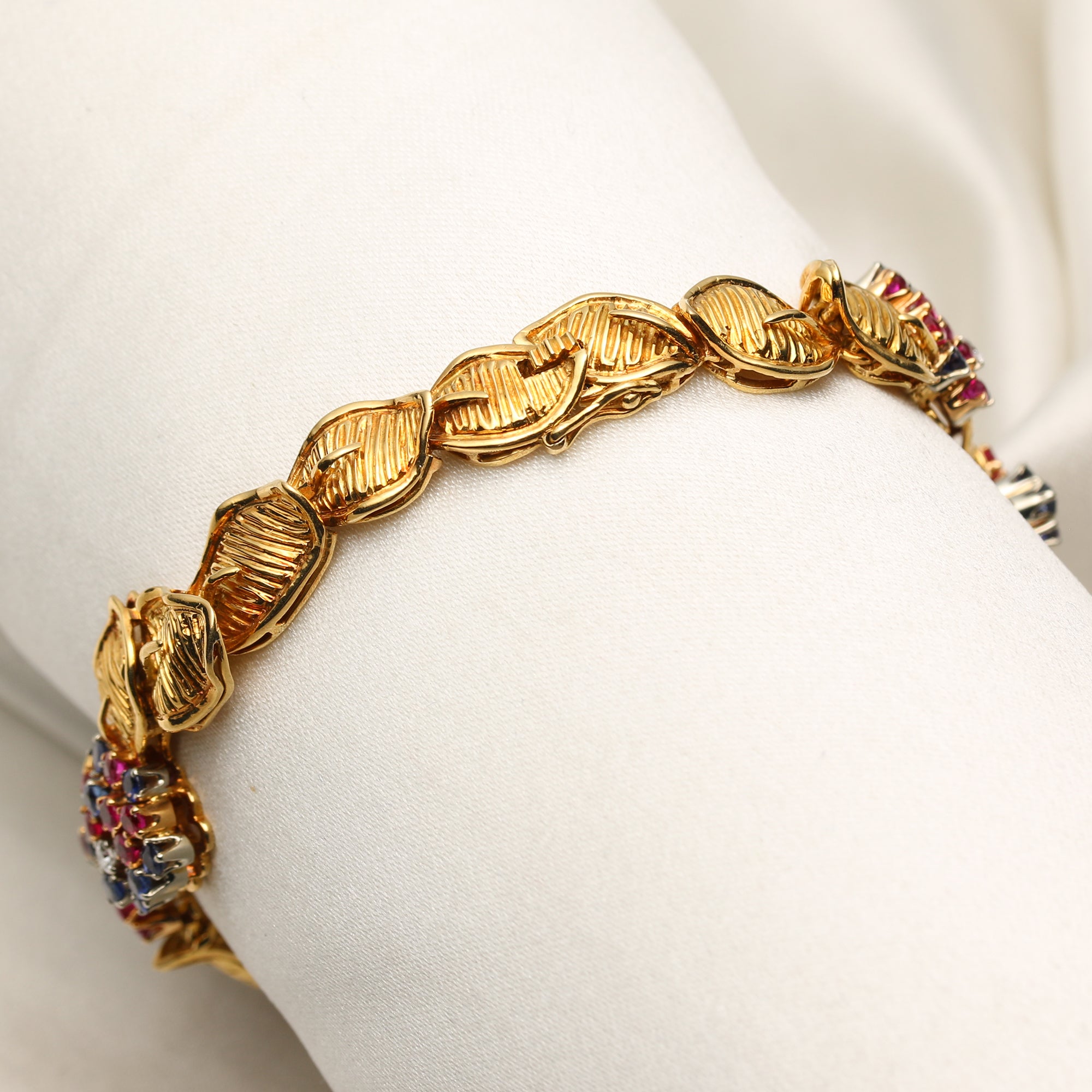 Gubelin 18K Yellow Gold Diamond Ruby Sapphire Second Hand Watch Collectors 4