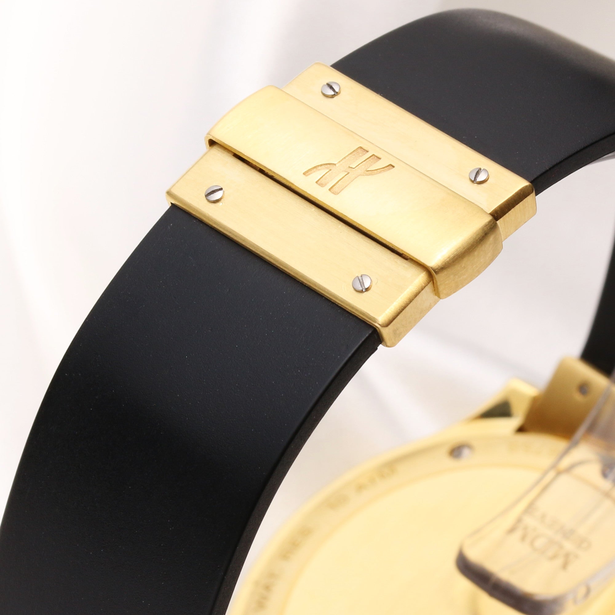 Hublot MDM Chronograph 1810.1 18k Yellow Gold Second Hand Watch Collectors 6