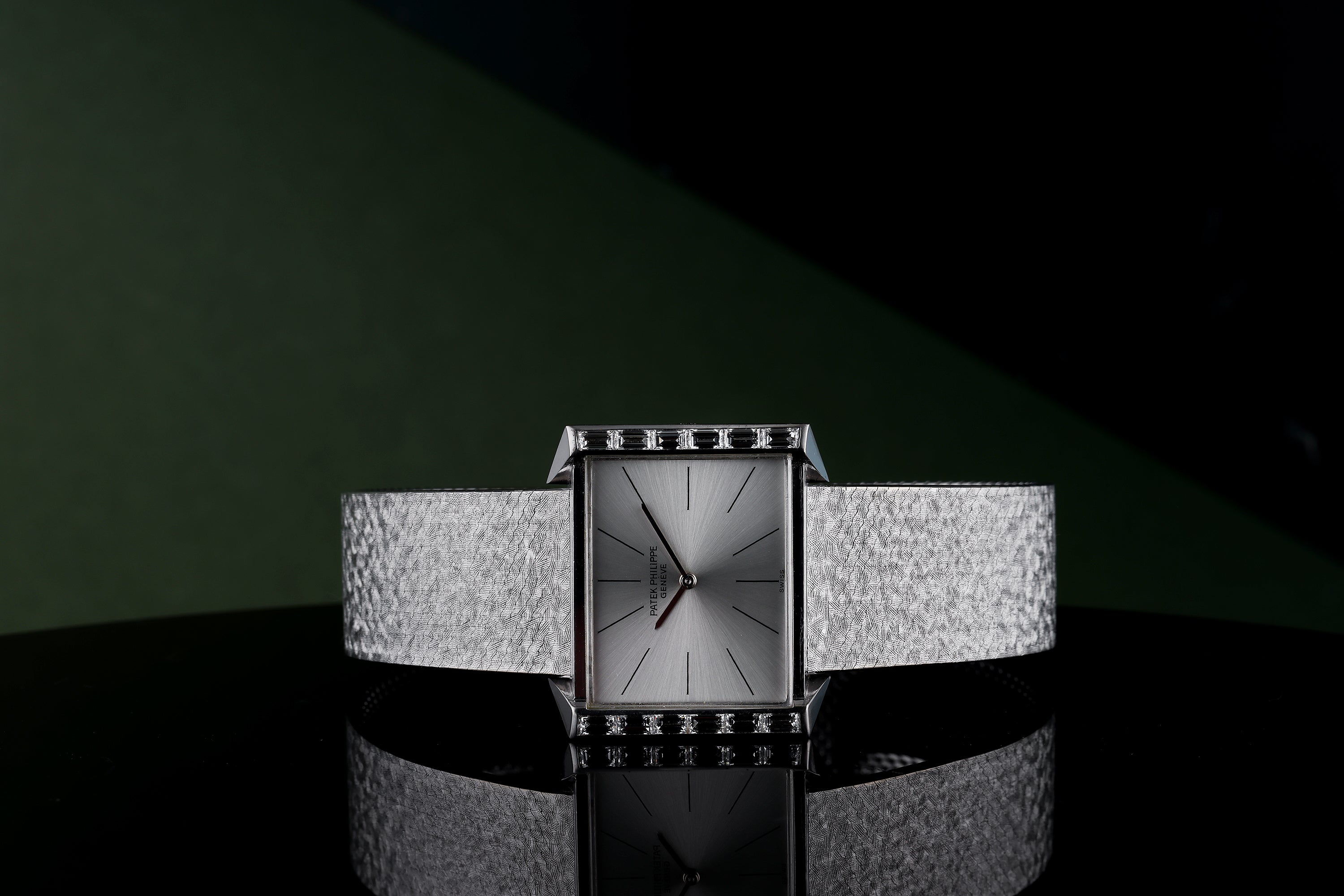 Patek Philippe Vintage Diamond Watch | REF. 3506/2 | 18k White Gold | Diamond Bezel | 29.5MM