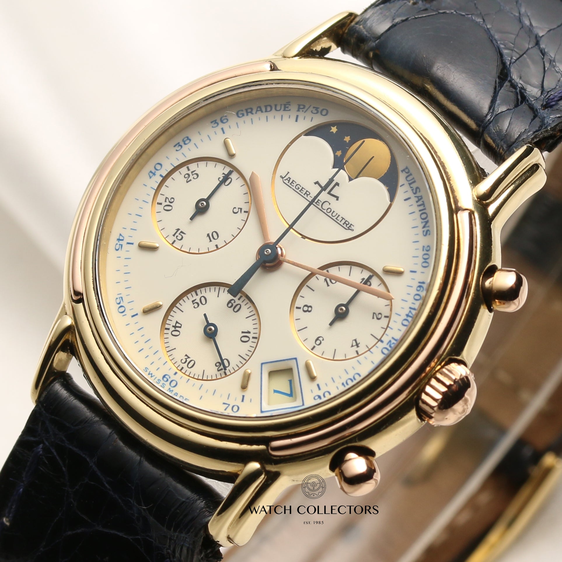 Jaeger-LeCoultre Chronograph 18K Yellow Gold Second Hand Watch Collectors 4