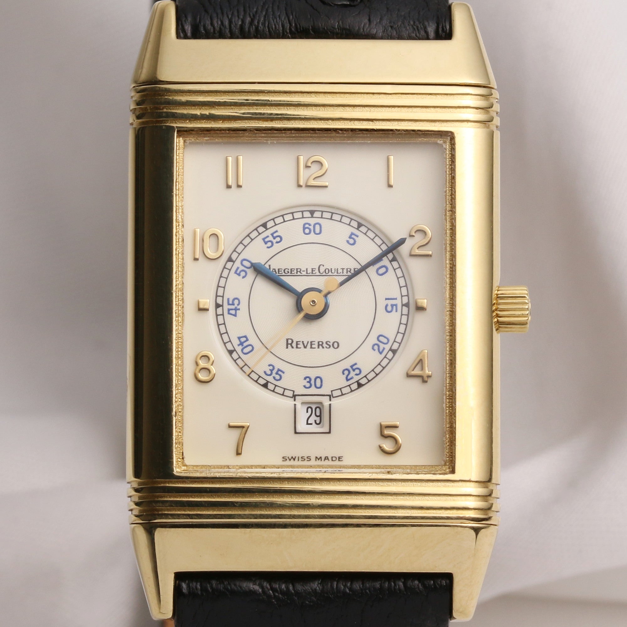 Jaeger-LeCoultre Reverso 250.1.11 18K Yellow Gold Second Hand Watch Collectors 2