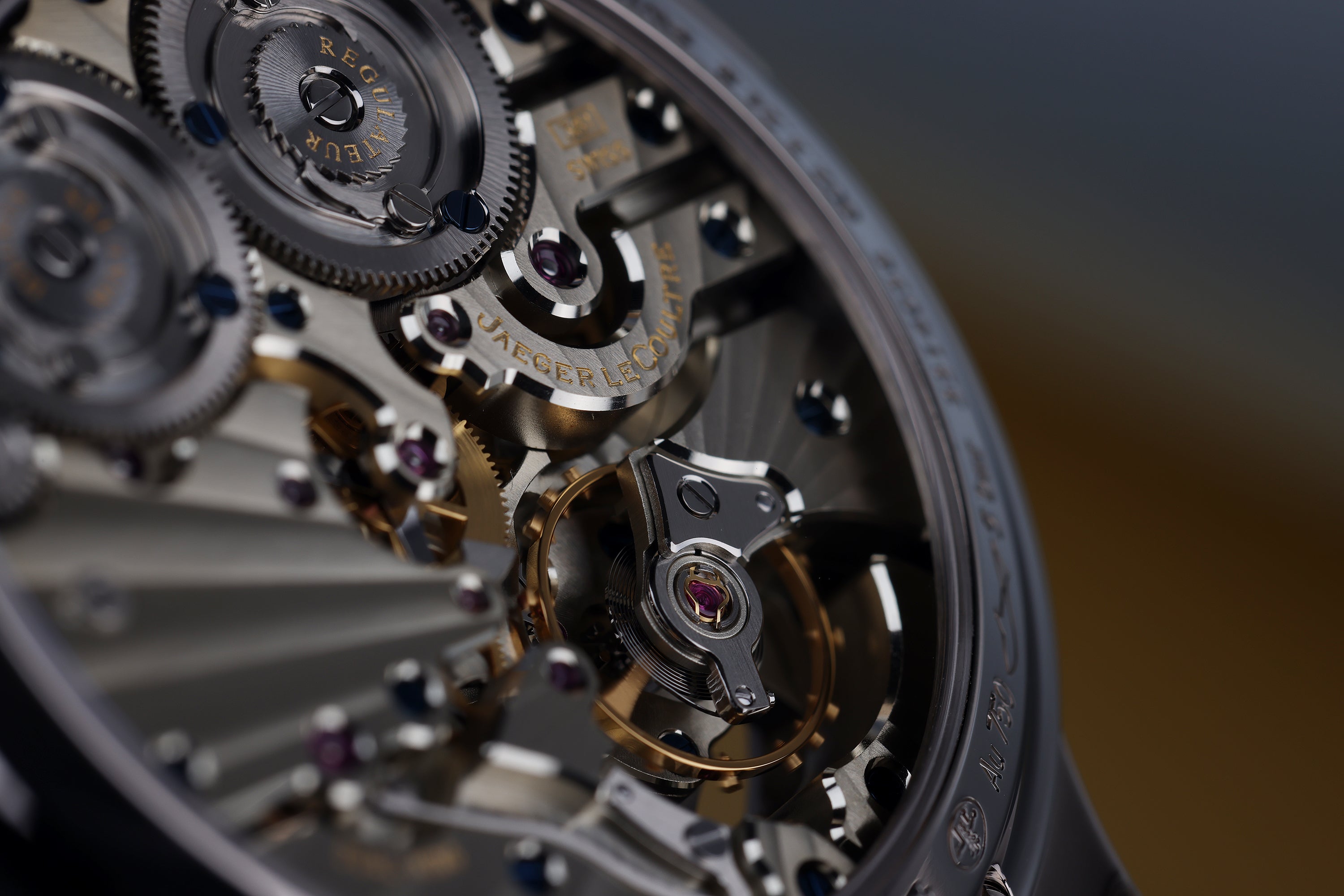 Jaeger-LeCoultre Duometre Quantieme Lunaire | 18k White Gold | Moonphase Display