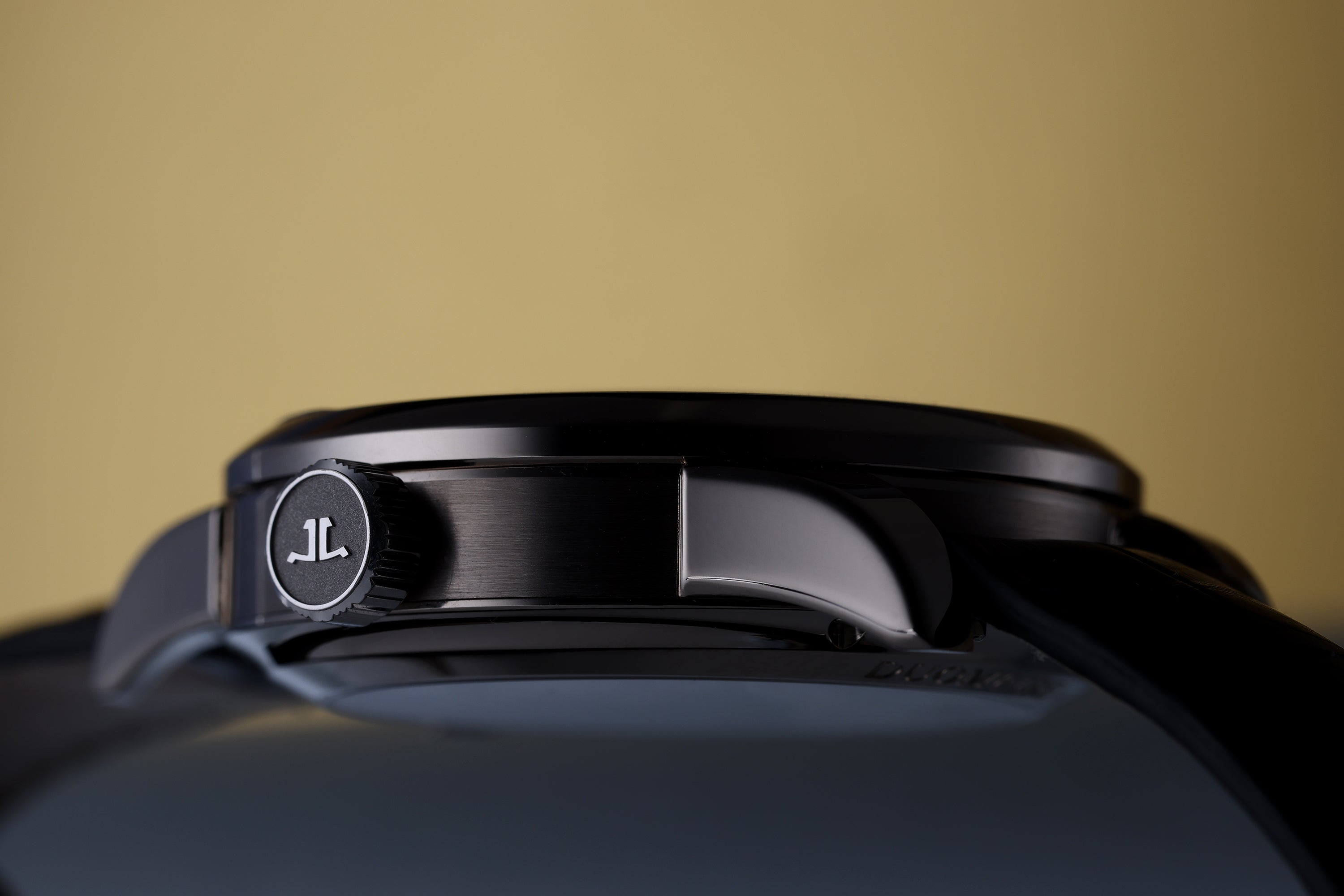 Jaeger-LeCoultre Duometre Quantieme Lunaire | 18k White Gold | Moonphase Display