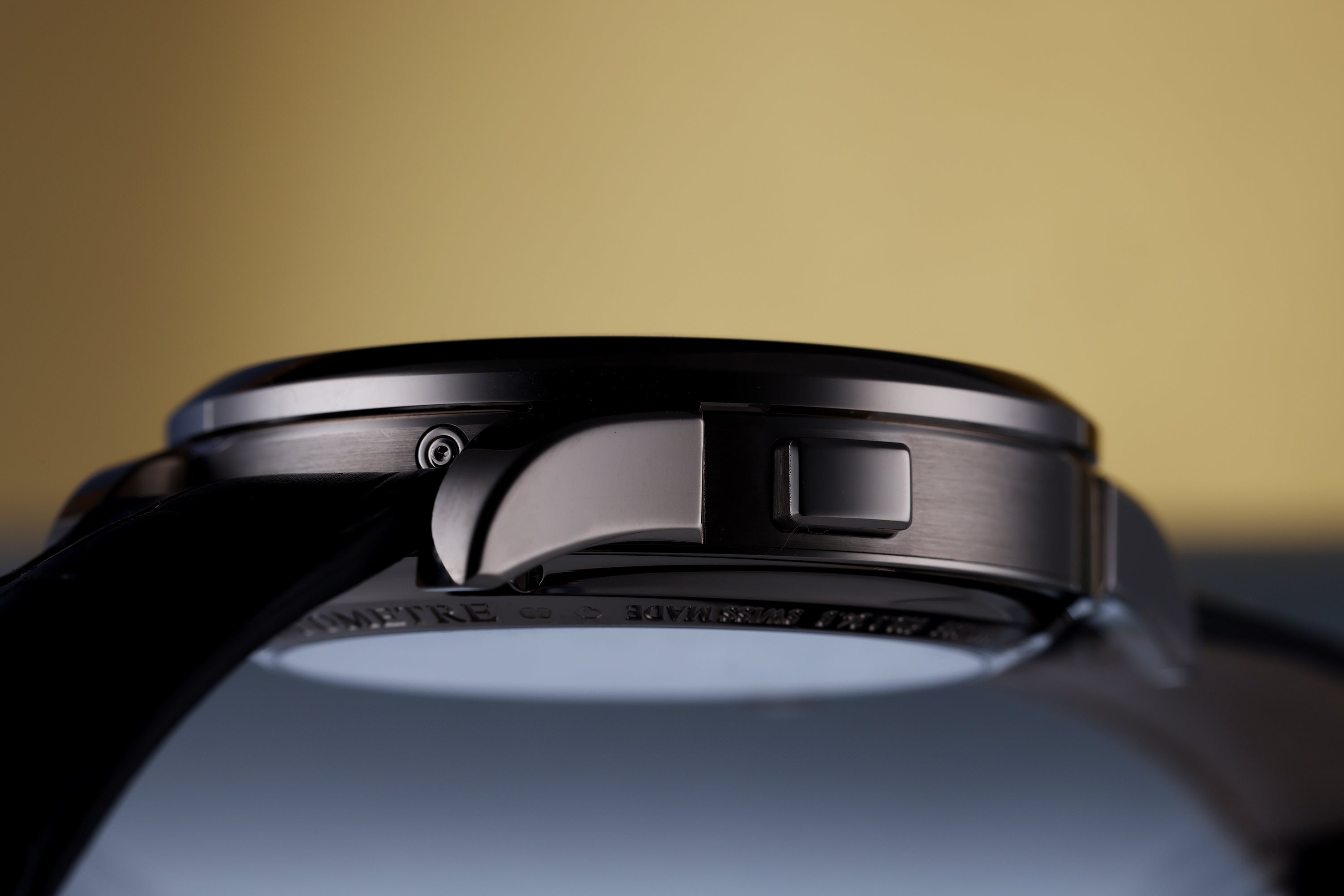 Jaeger-LeCoultre Duometre Quantieme Lunaire | 18k White Gold | Moonphase Display