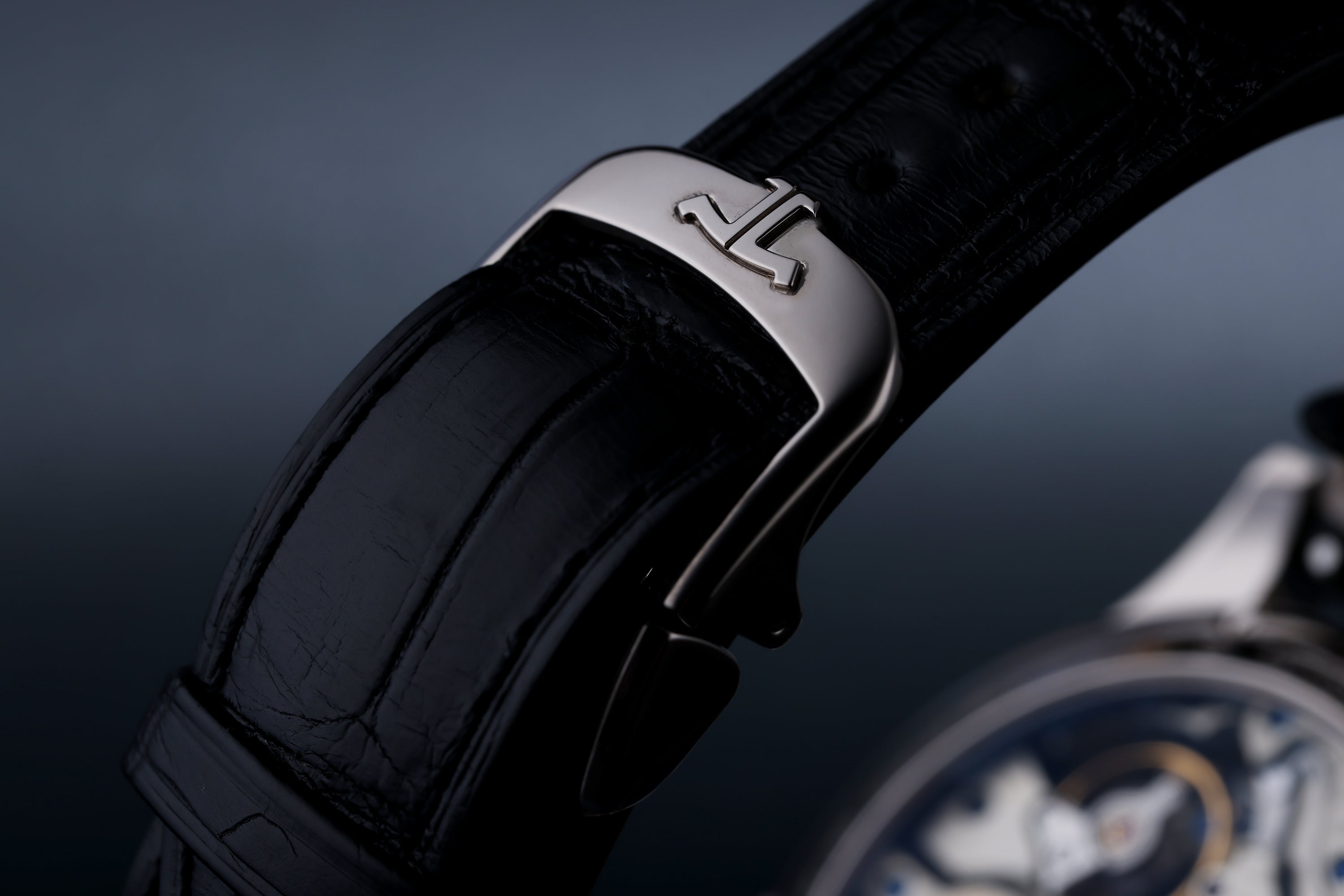 Jaeger-LeCoultre Duometre Quantieme Lunaire | 18k White Gold | Moonphase Display