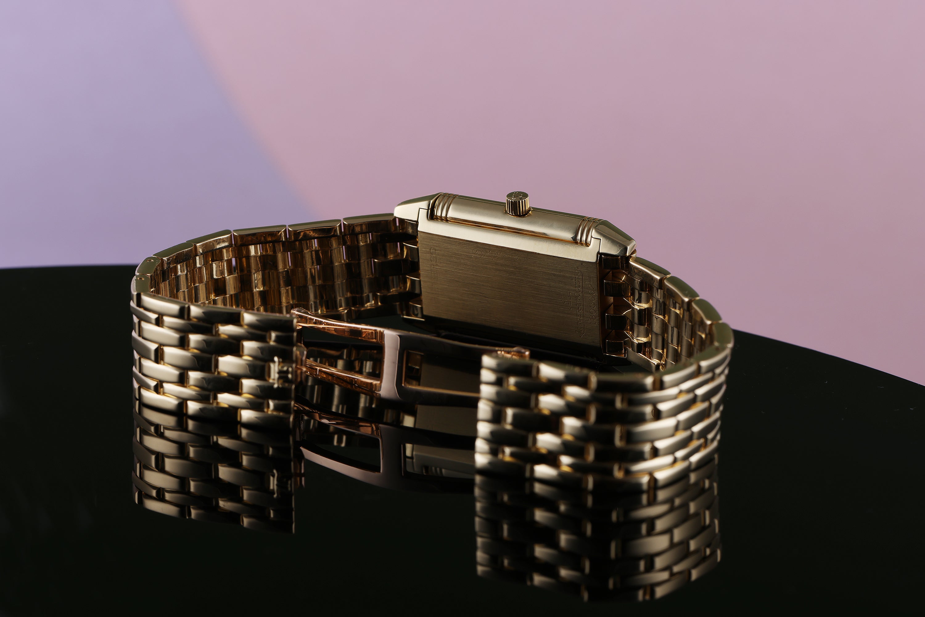 Jaeger-LeCoultre Reverso 19mm | REF. 260.1.86 | Silver dial | Diamond Bezel | 18k Yellow Gold