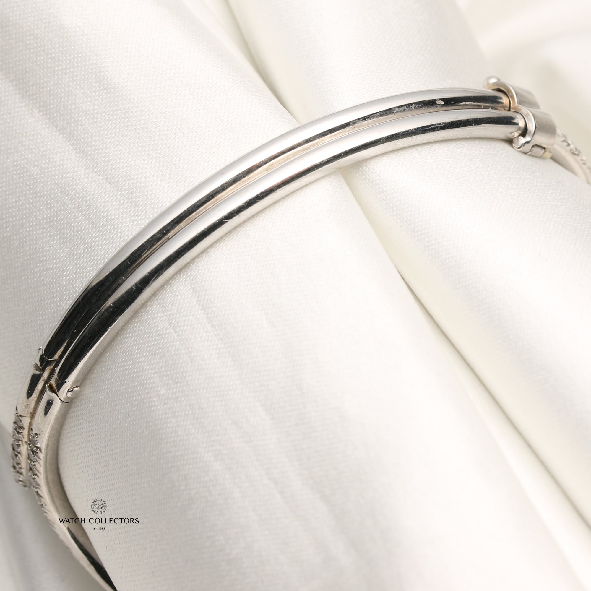 Motre Royale 18K White Gold Pave Diamond Second Hand Watch Collectors 5