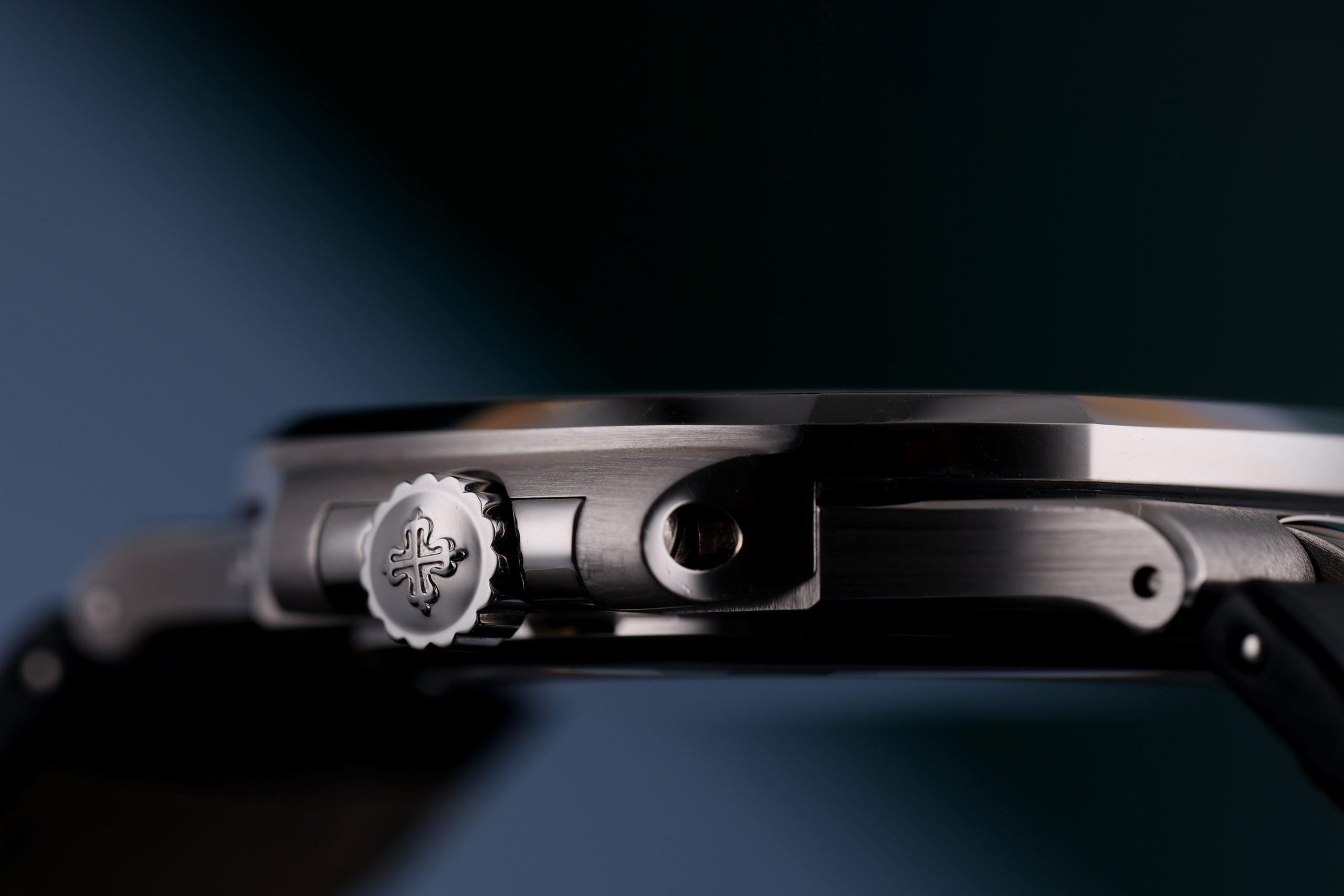 Nautilus_Gray_Dial_05