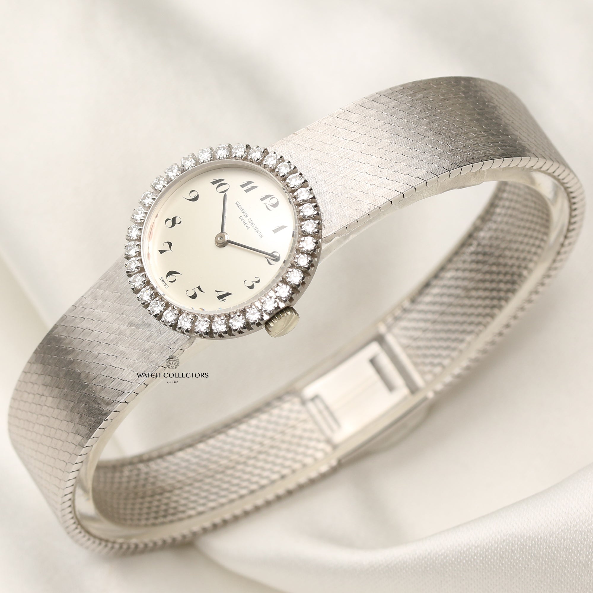 New Old Stock 2 Vacheron Constantin 18K White Gold Diamond Bezel Second Hand Watch Collectors 3
