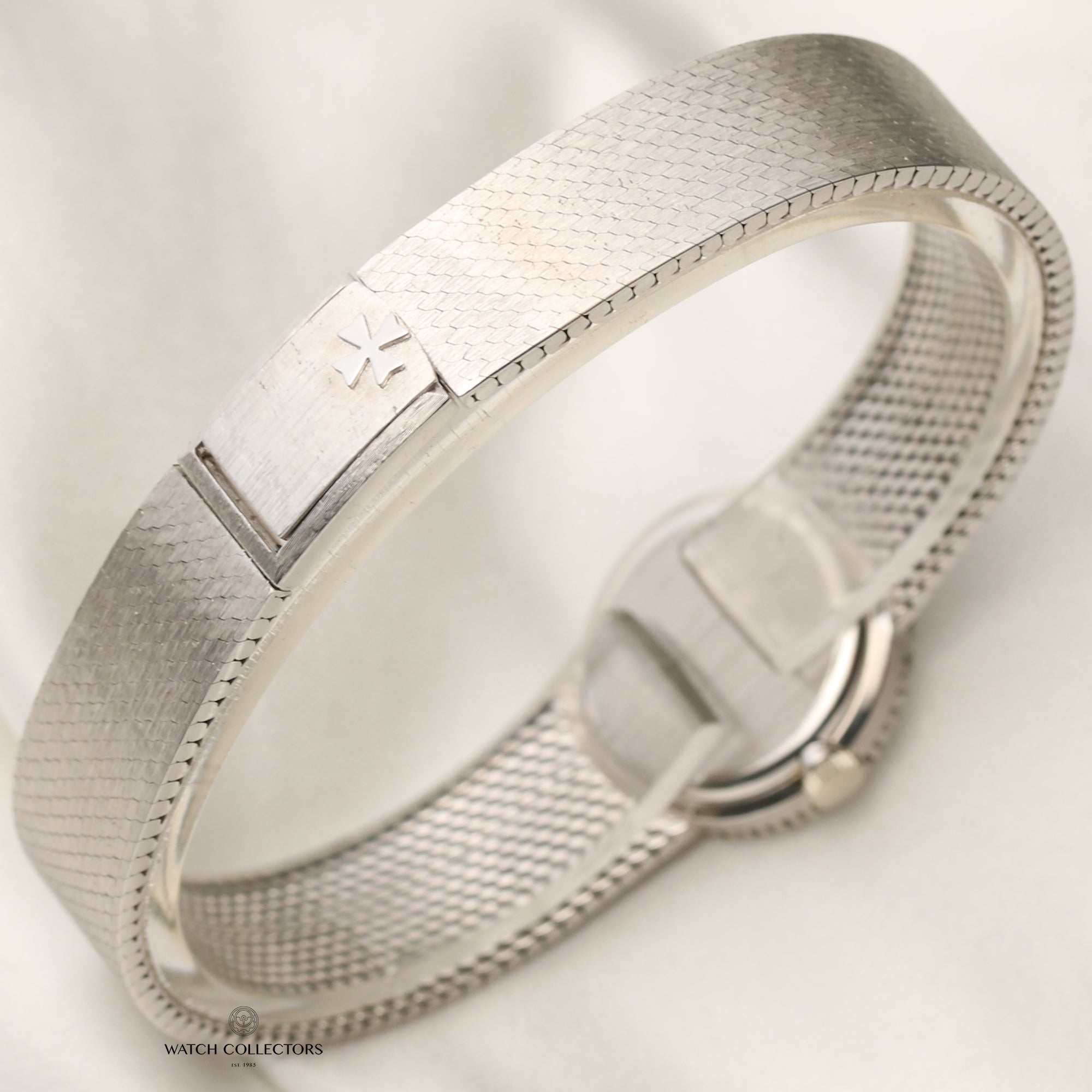 New Old Stock 2 Vacheron Constantin 18K White Gold Diamond Bezel Second Hand Watch Collectors 6