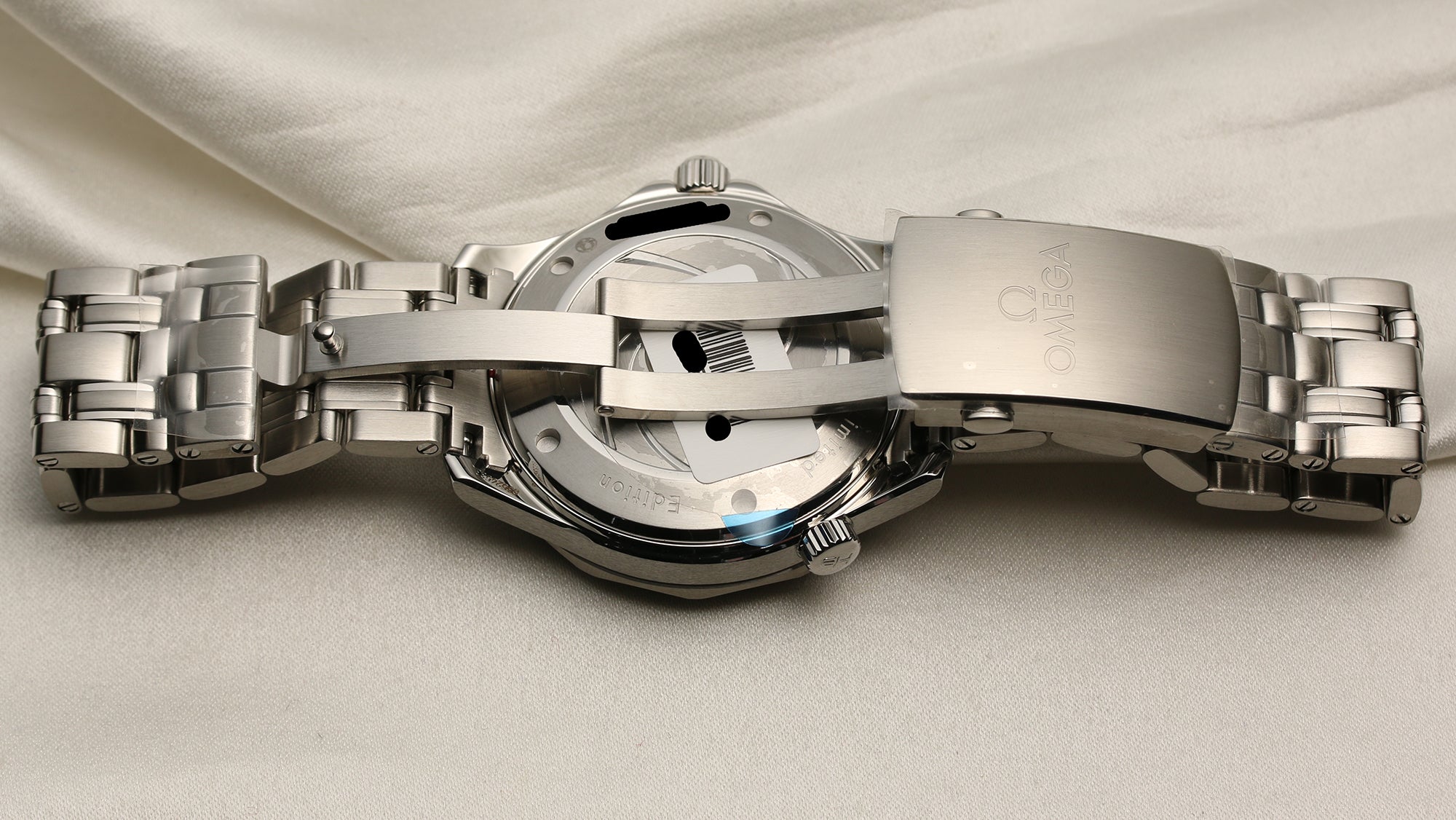 Omega Speedmaster 007 Stainless Steel Second Hand Watch Collectors 7