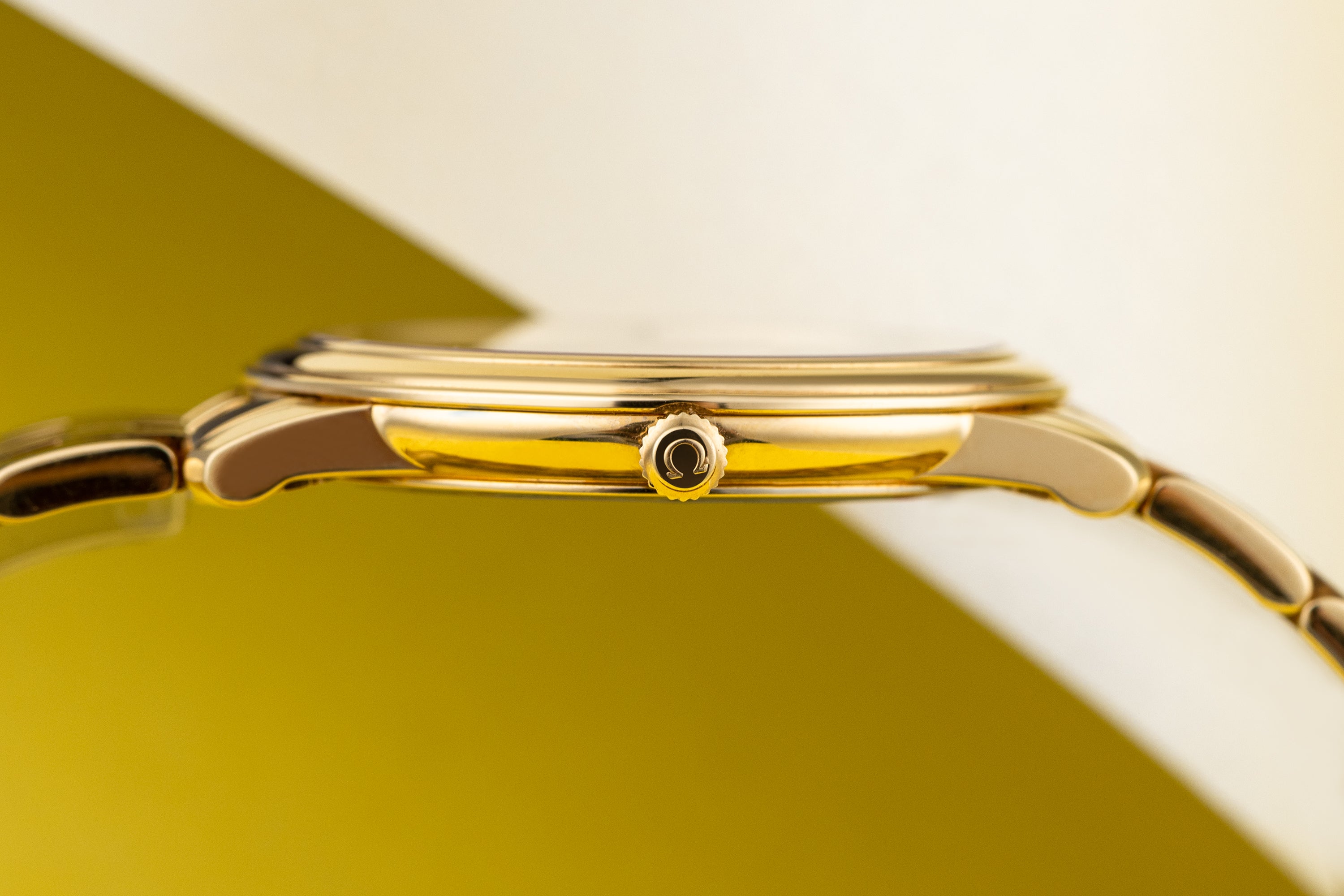 Omega De Ville Prestige Quartz | REF. 41103100 | 18k Yellow Gold