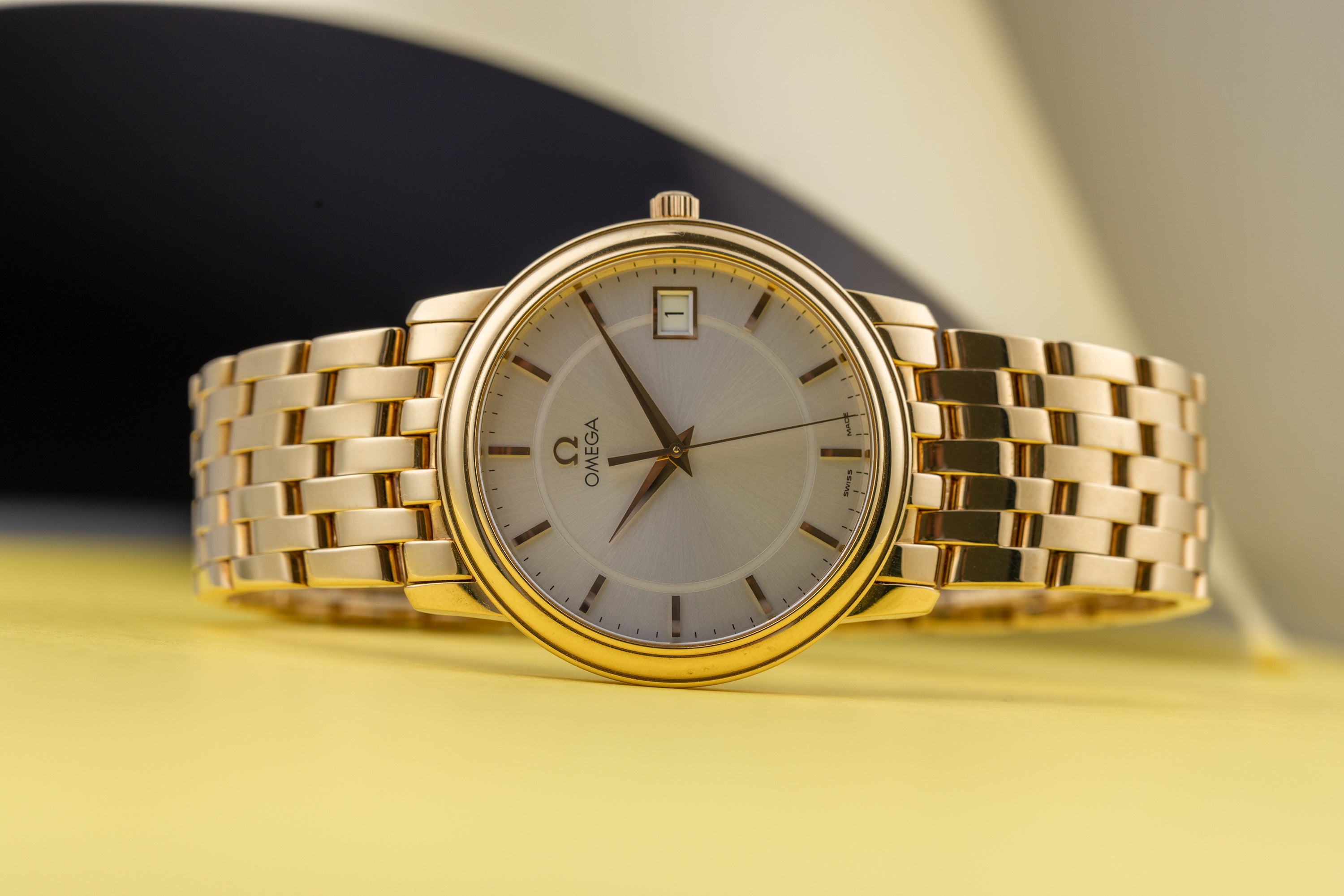 Omega De Ville Prestige Quartz | REF. 41103100 | 18k Yellow Gold