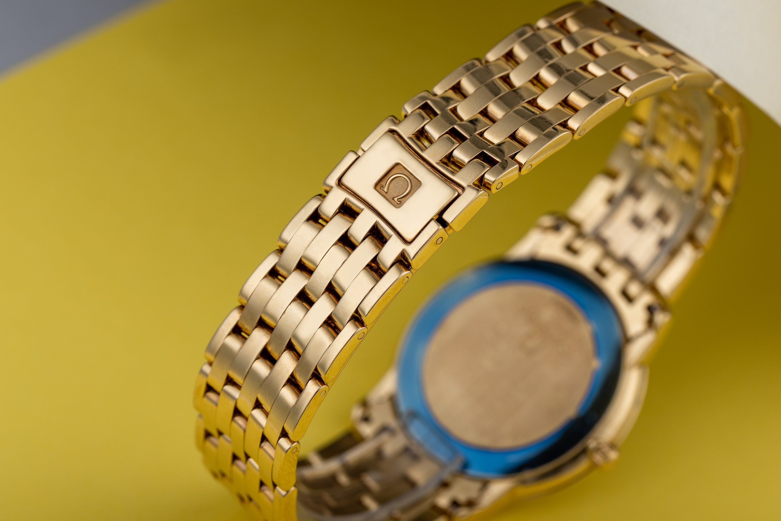 Omega De Ville Prestige Quartz | REF. 41103100 | 18k Yellow Gold