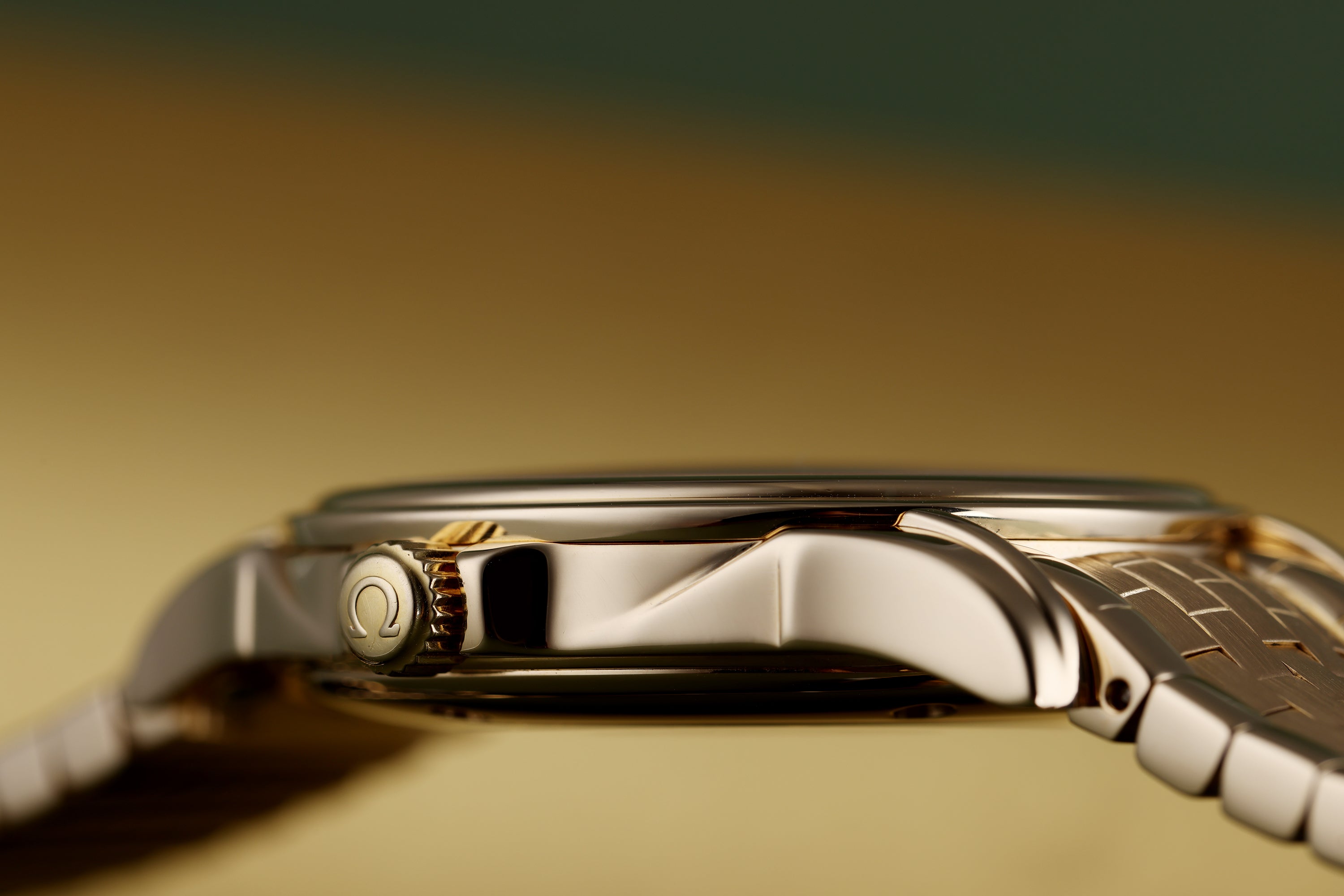 Omega De Ville Chronomètre Co-Axial | REF. 41313000 | 18k Yellow Gold | Box & Papers | 2002