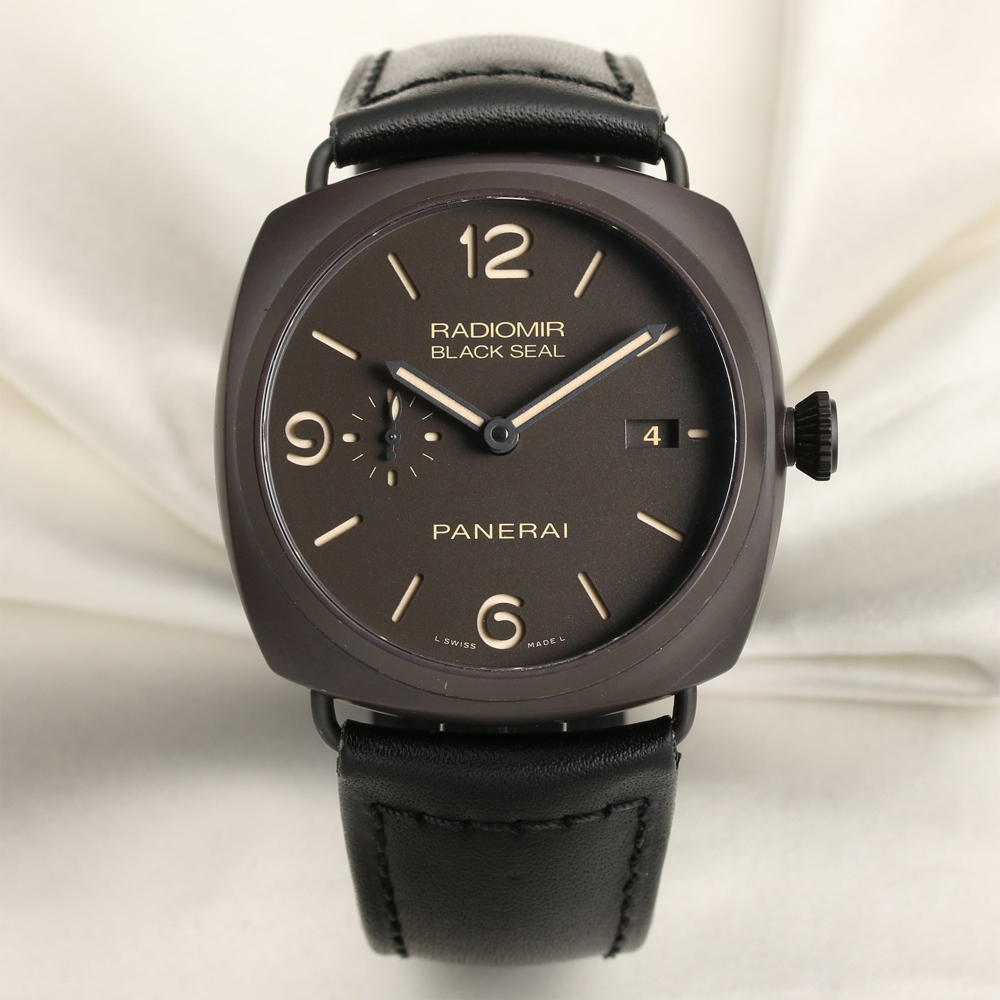 Panerai Radiomir Black Seal Second Hand Watch Collectors 1