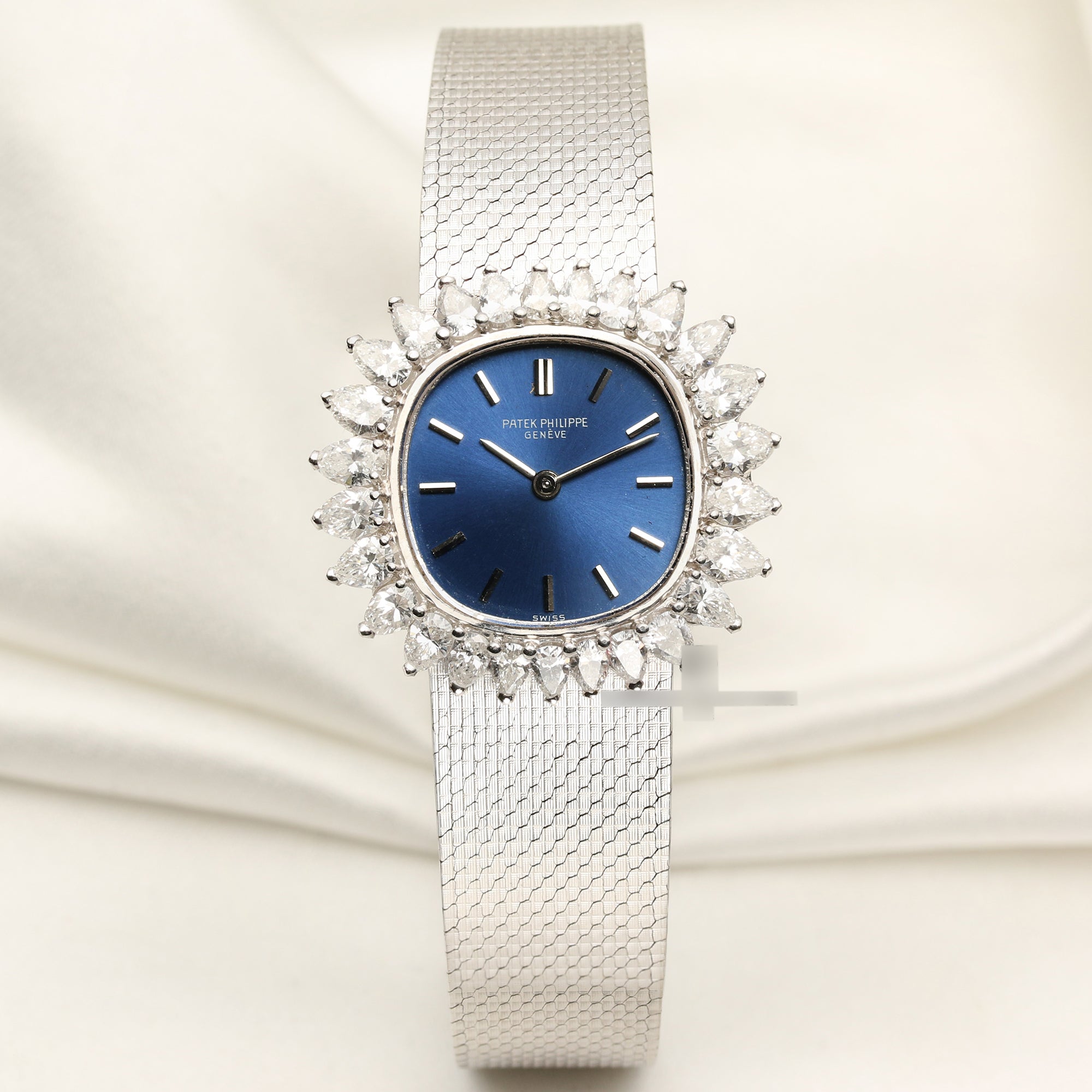 Patek-Philippe-18K-White-Gold-Diamond-Bezel-Second-Hand-Watch-Collectors-1