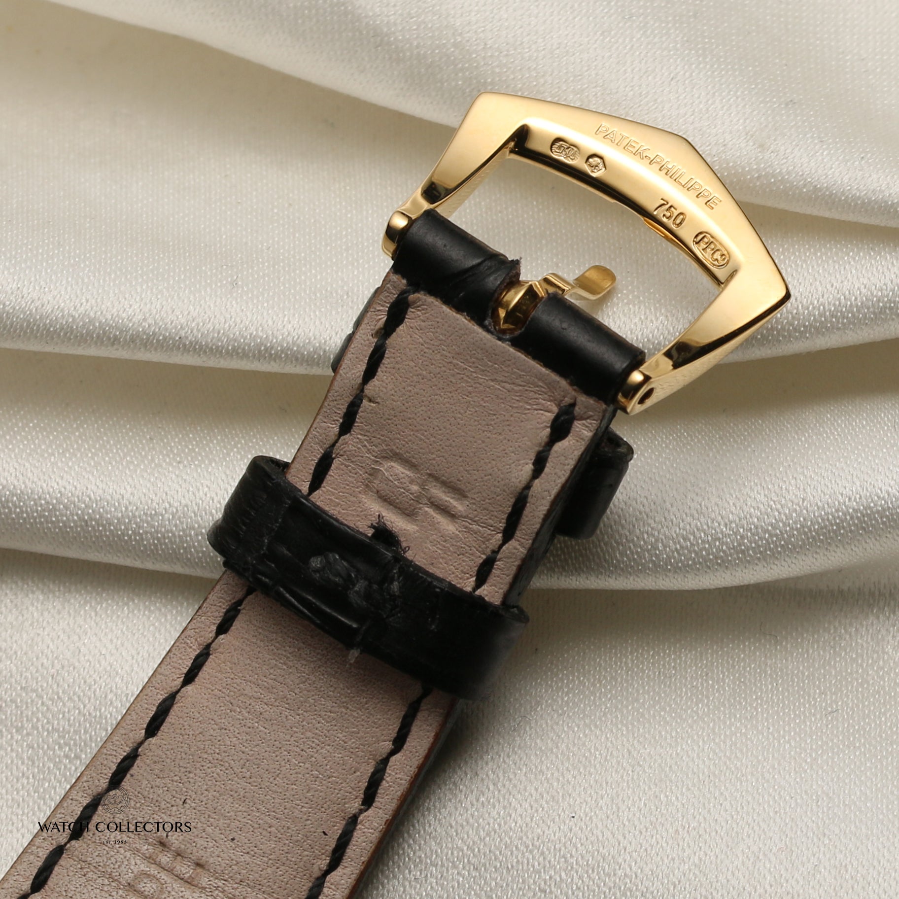 Patek Philippe 18K Yellow Gold Calatrava Hobnail Bezel Second Hand Watch Collectors 8