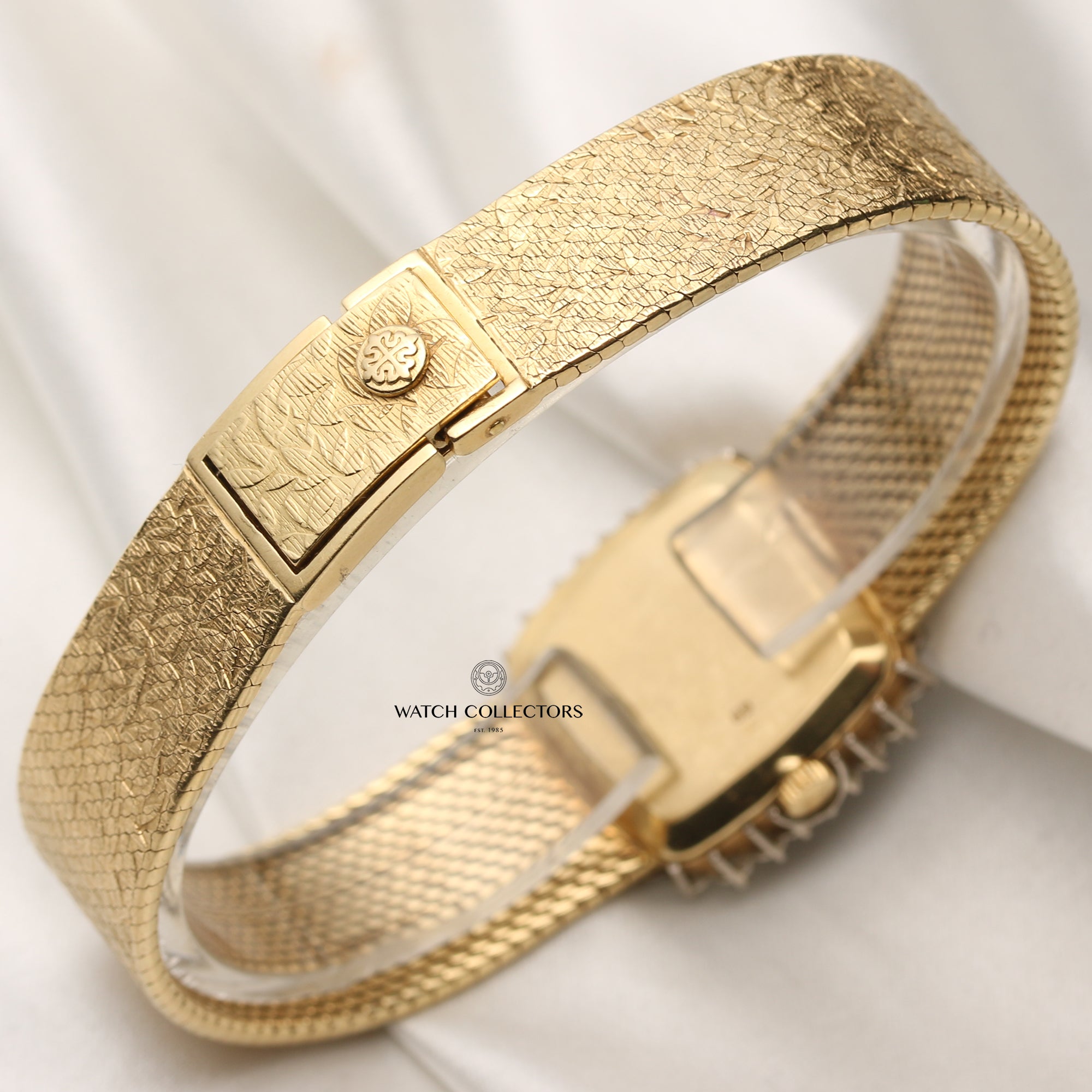 Patek Philippe 18K Yellow Gold Diamond Bezel Second Hand Watch Collectors 6