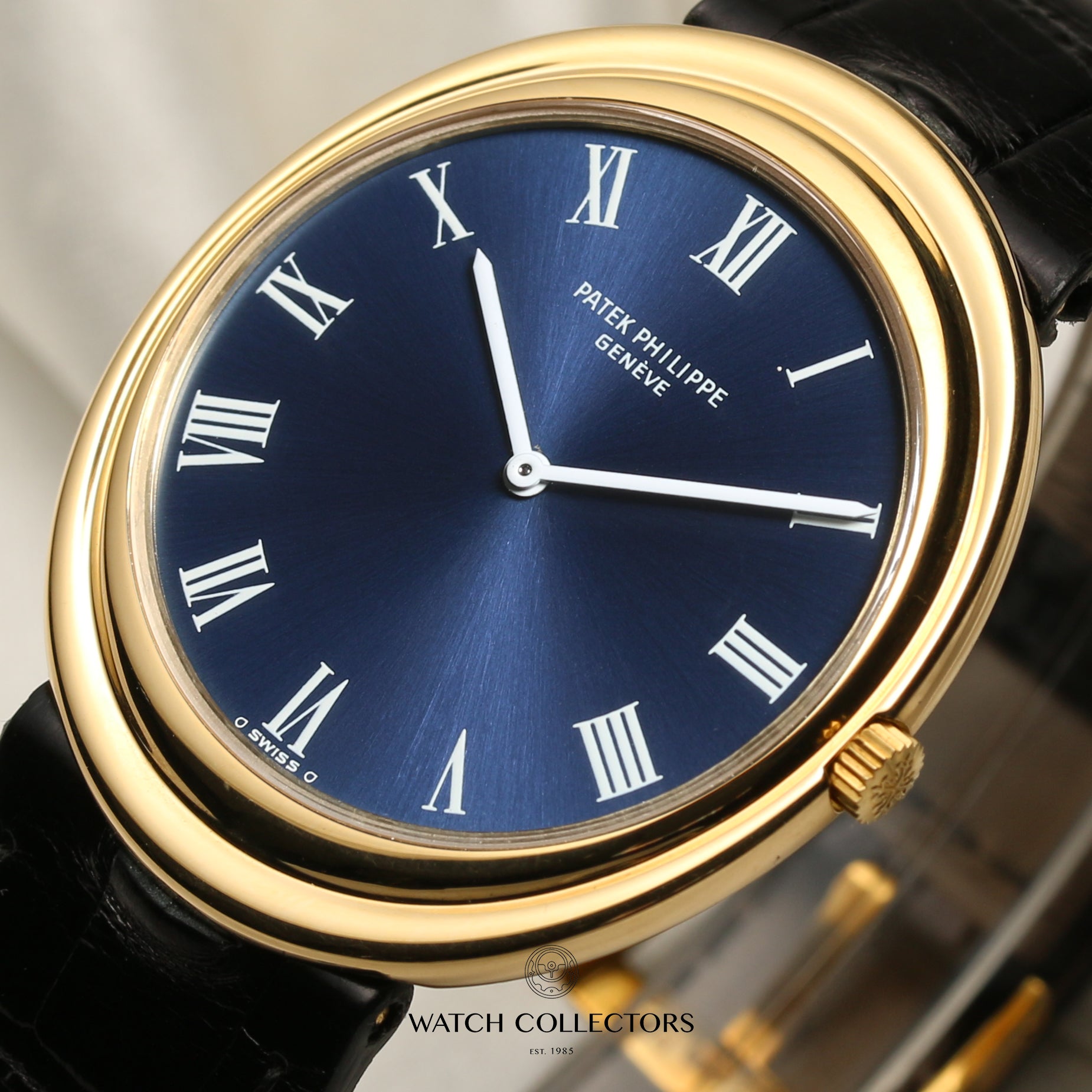 Patek Philippe 18K Yellow Gold Second Hand Watch Collectors 4
