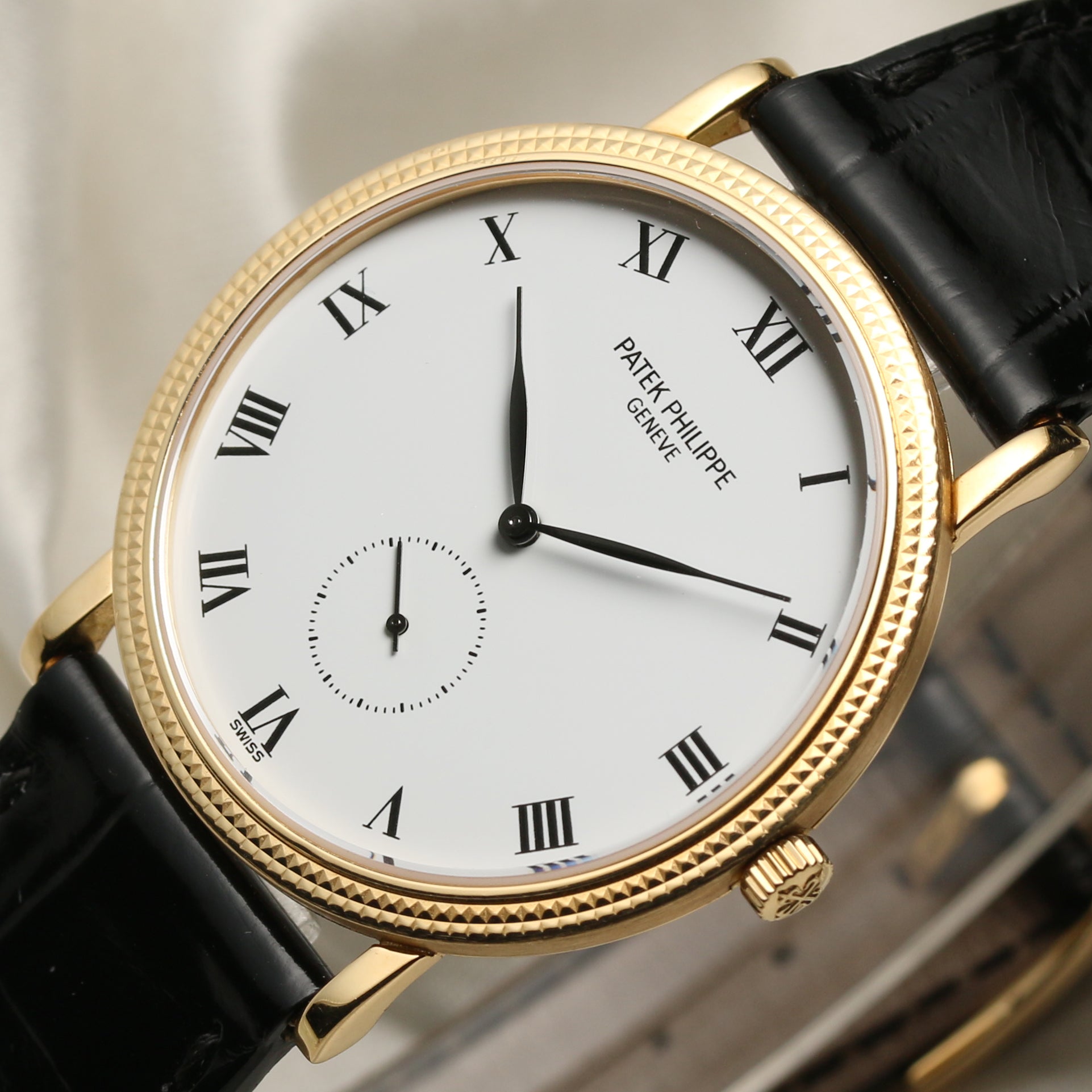 Patek Philippe 3919 18K Yellow Gold Second Hand Watch Collectors 4