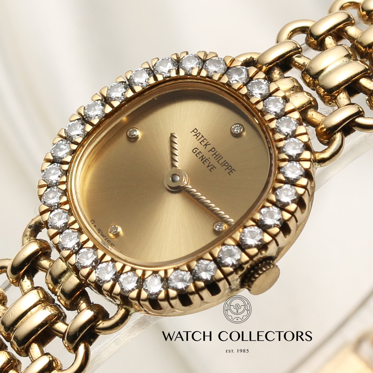 Patek Philippe 4772 18K Yellow Gold Diamond Bezel Second Hand Watch Collectors 4